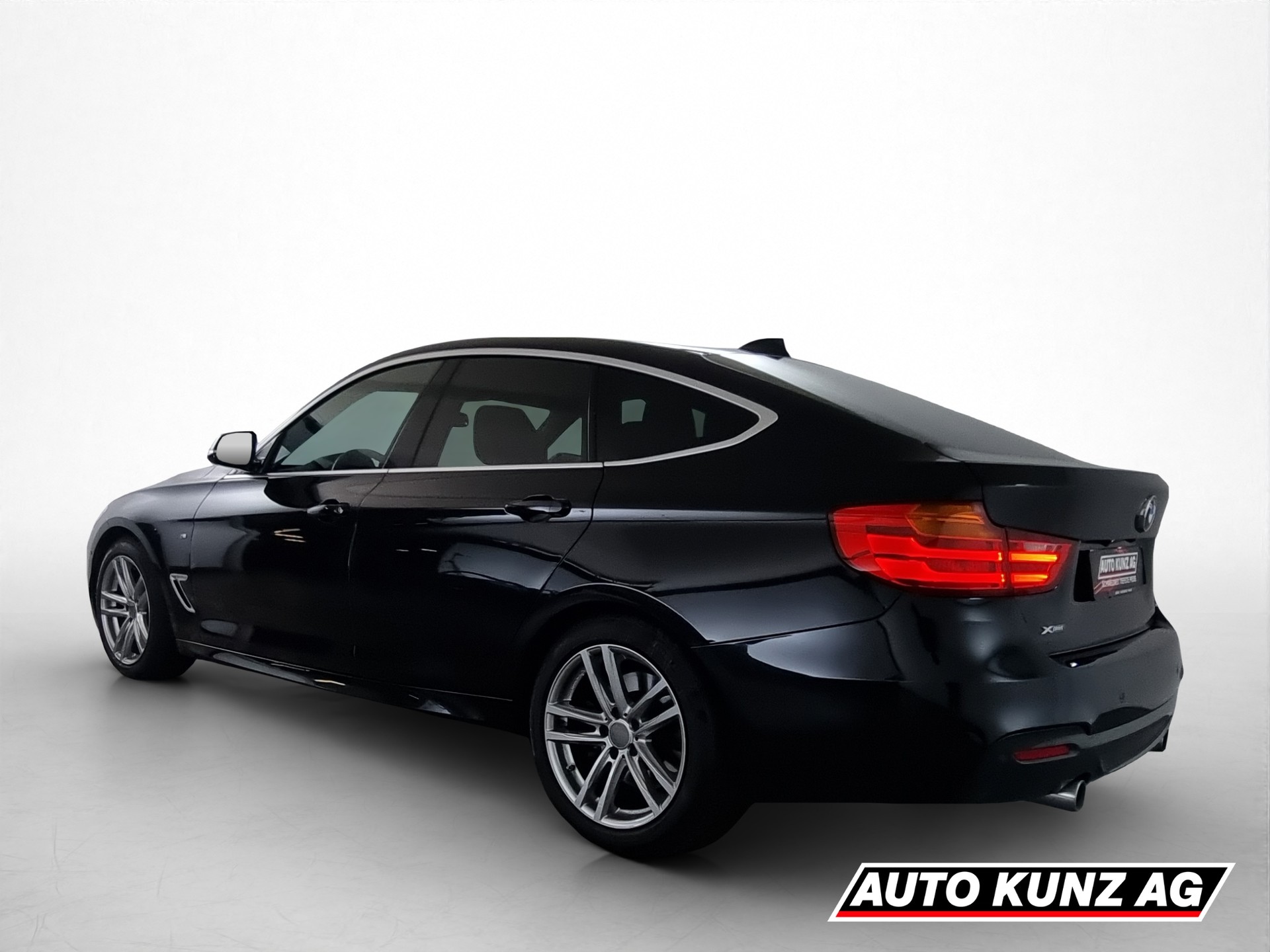 BMW 335i GT xDrive-image-3