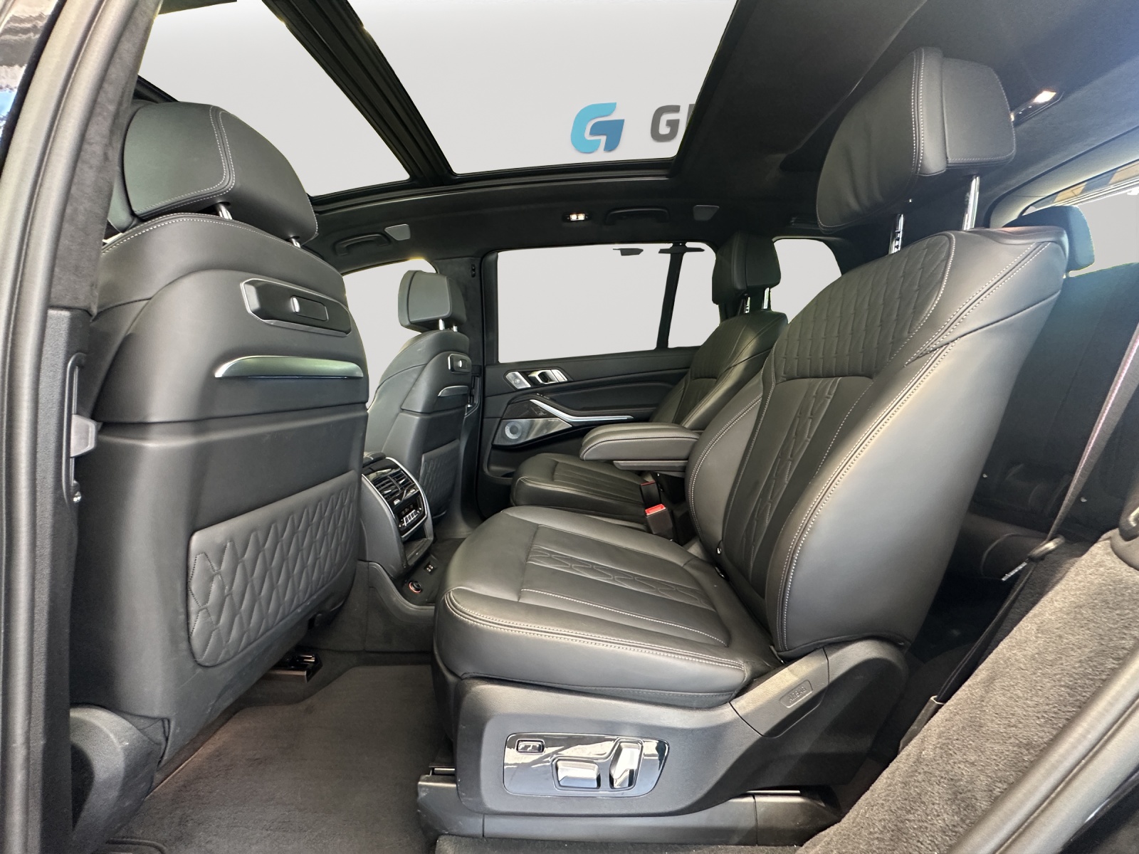 BMW X7 G07-image-7