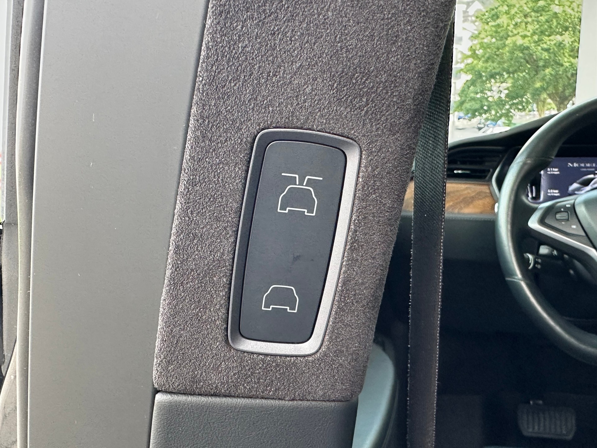 TESLA Model X *RAVEN* Maximale-Reichweite-image-10