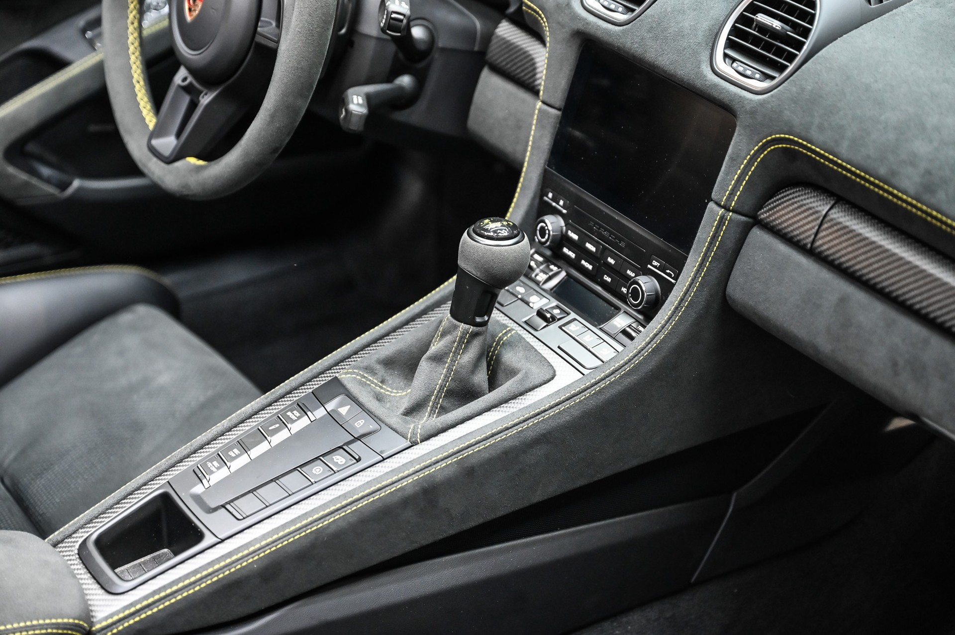 PORSCHE 718 Spyder RS PDK-image-28