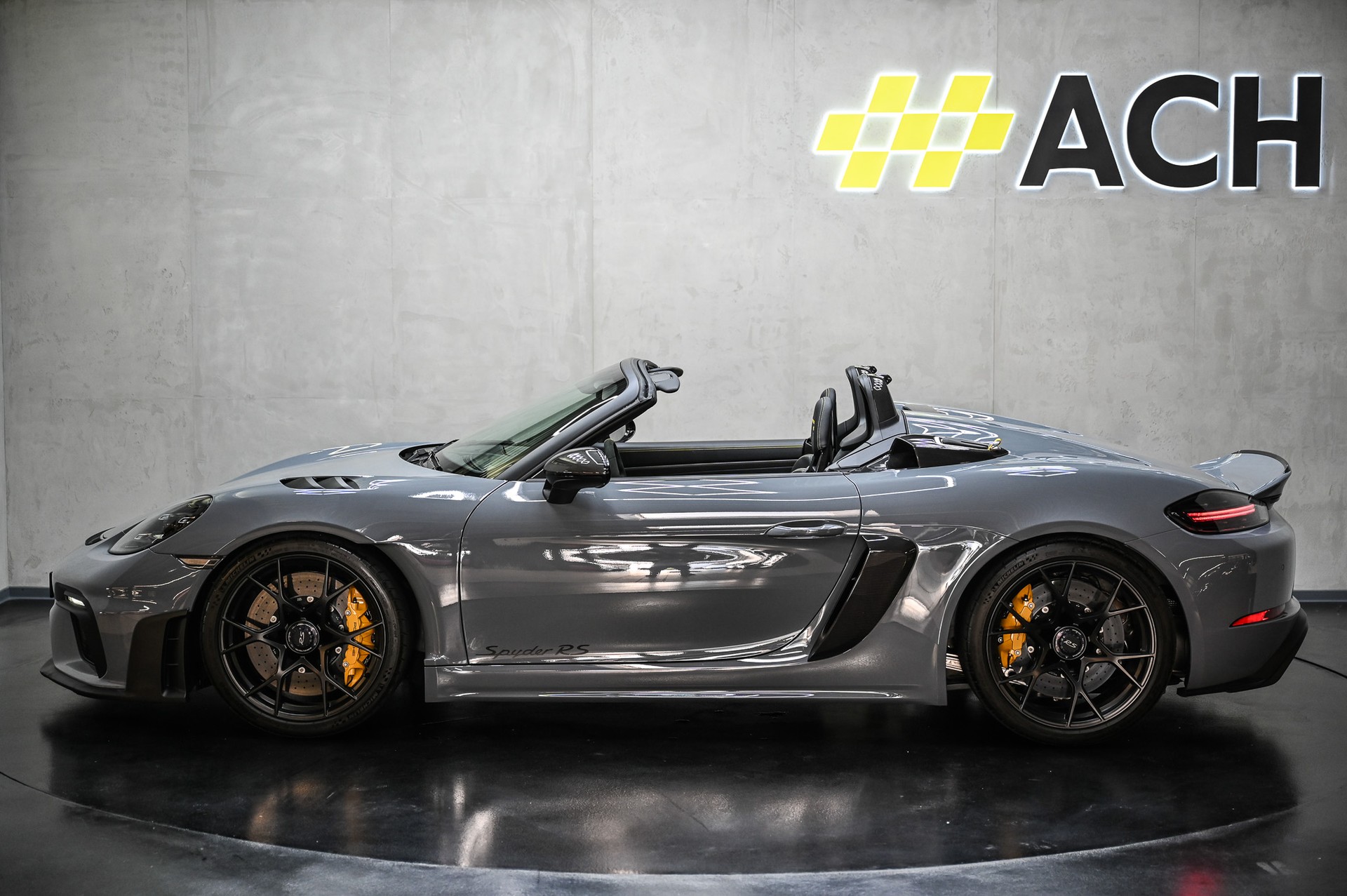 PORSCHE 718 Spyder RS PDK-image-7