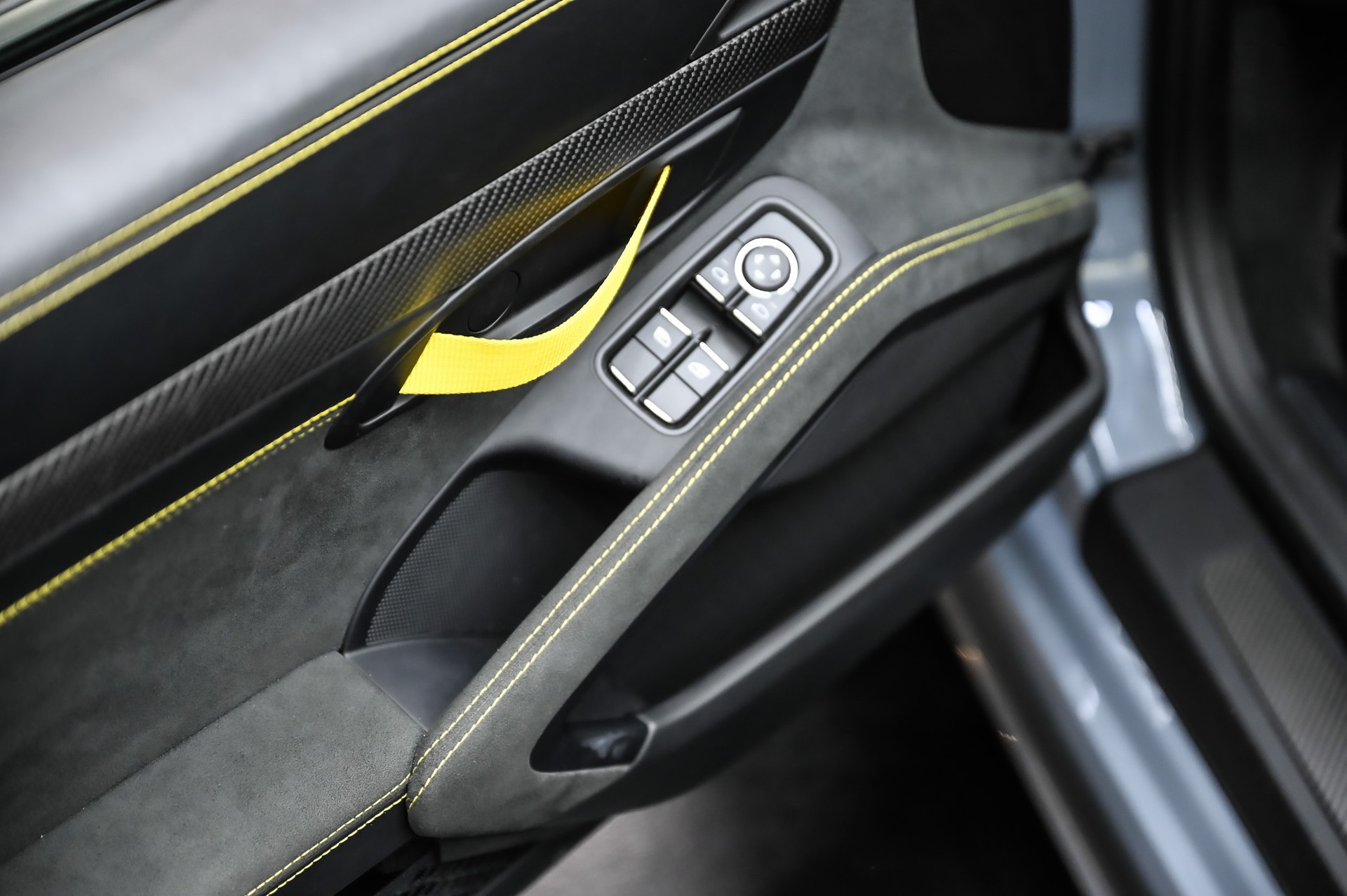 PORSCHE 718 Spyder RS PDK-image-33