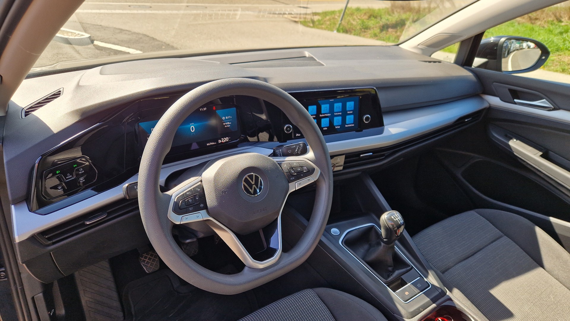 VW Golf Variant 1.0 TSI Value-image-7