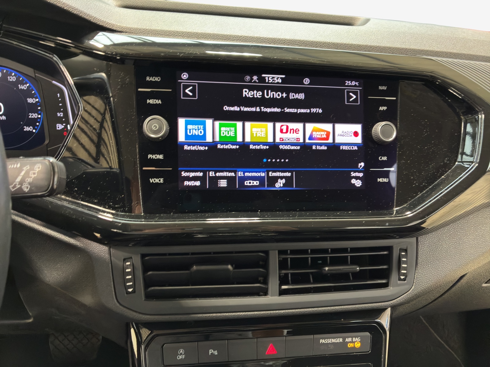 VW T-Cross 1.5 TSI EVO ACT Life DSG-image-10