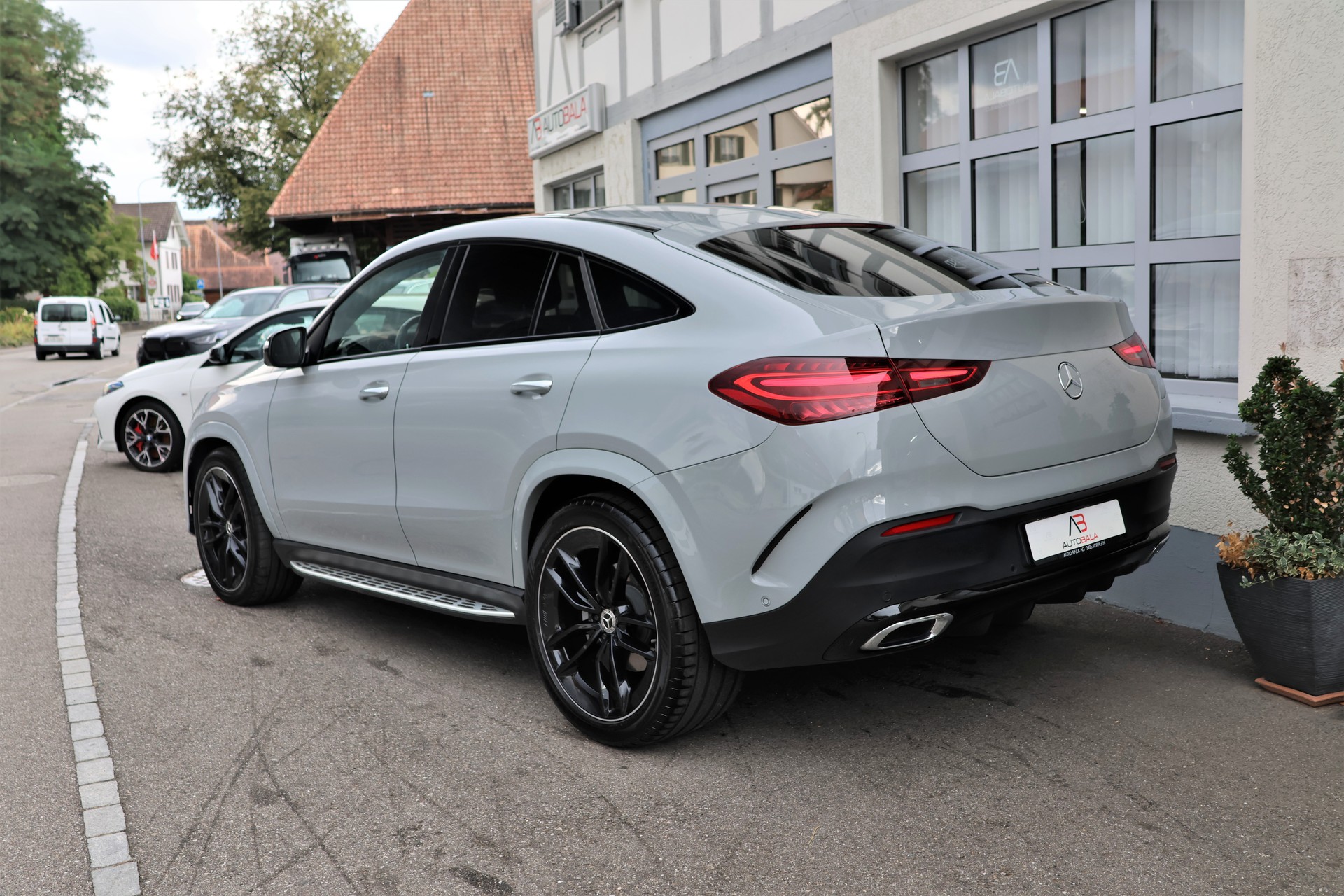 MERCEDES-BENZ GLE Coupé 450 d 4Matic+ 9G-Tronic AMG-Line (CH) *Facelift*-image-6