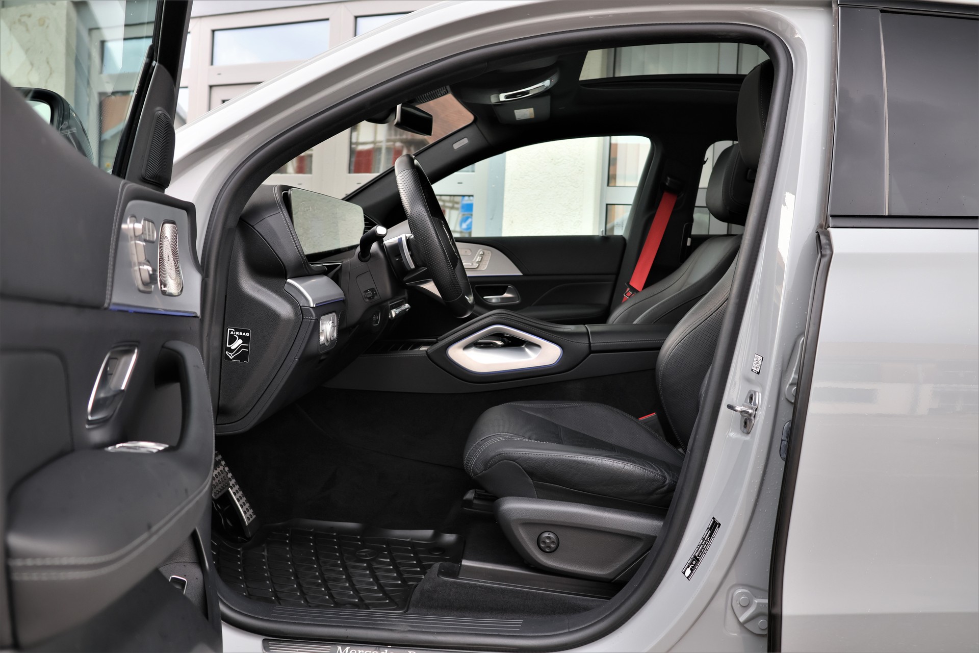 MERCEDES-BENZ GLE Coupé 450 d 4Matic+ 9G-Tronic AMG-Line (CH) *Facelift*-image-9