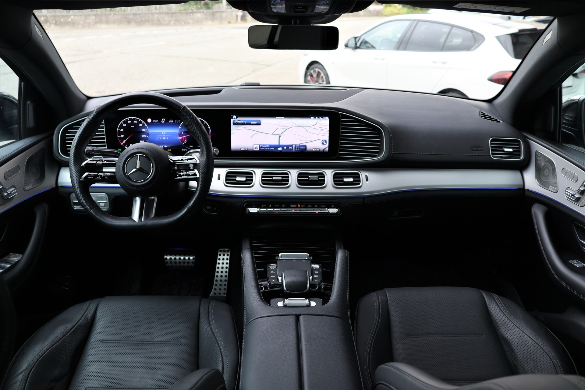 MERCEDES-BENZ GLE Coupé 450 d 4Matic+ 9G-Tronic AMG-Line (CH) *Facelift*-image-16