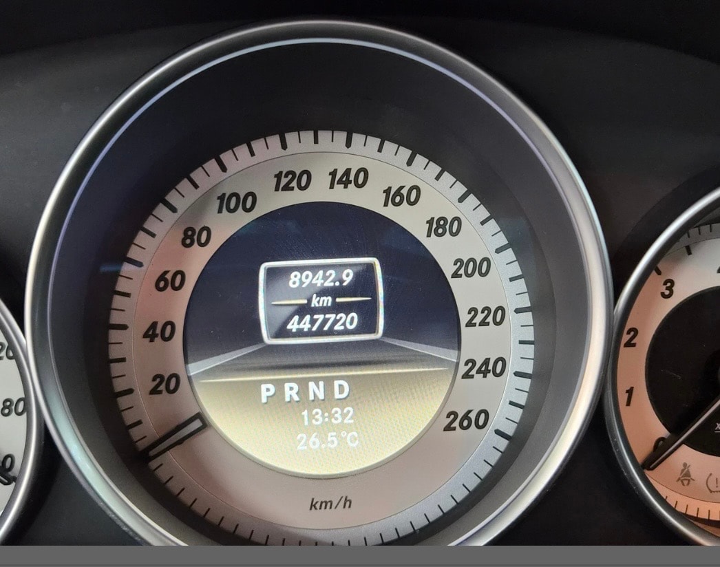 MERCEDES-BENZ C 180 BlueEfficiency 7G-Tronic-image-10