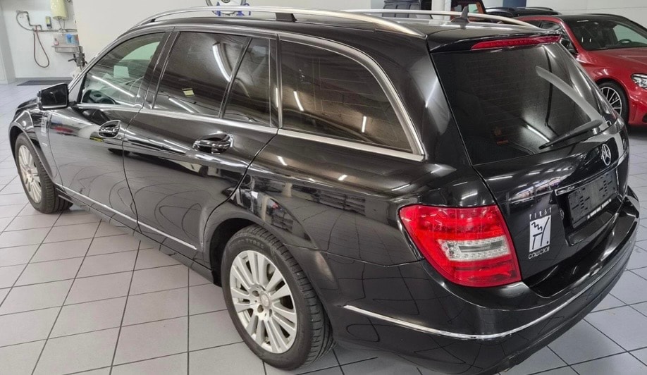 MERCEDES-BENZ C 180 BlueEfficiency 7G-Tronic-image-3