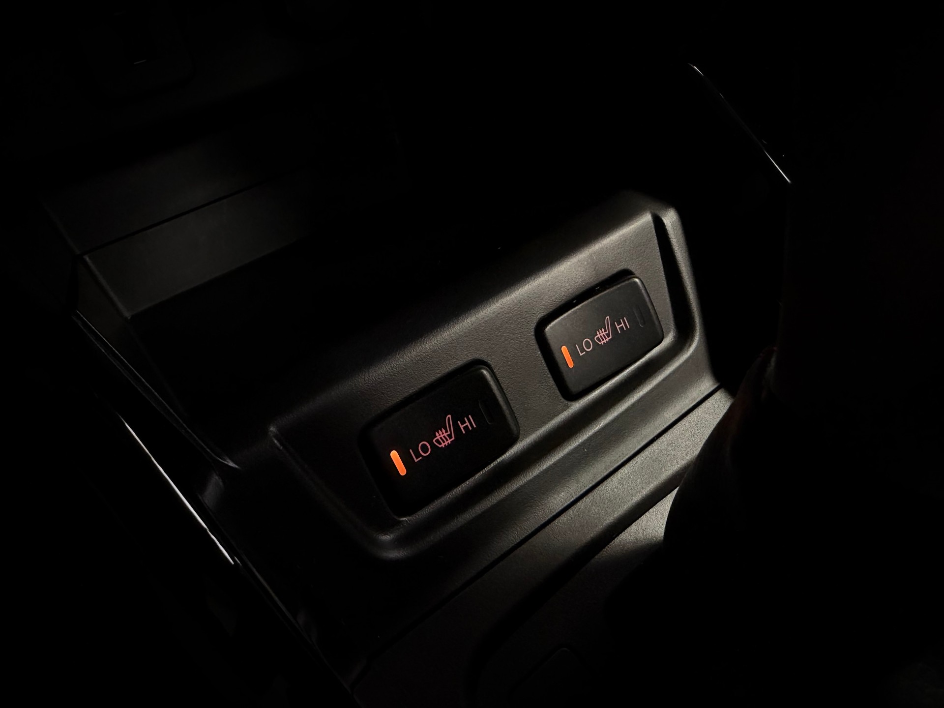 SUZUKI Vitara 1.4 Boosterjet Black Edition Top 4x4 Hybrid Automatic-image-24