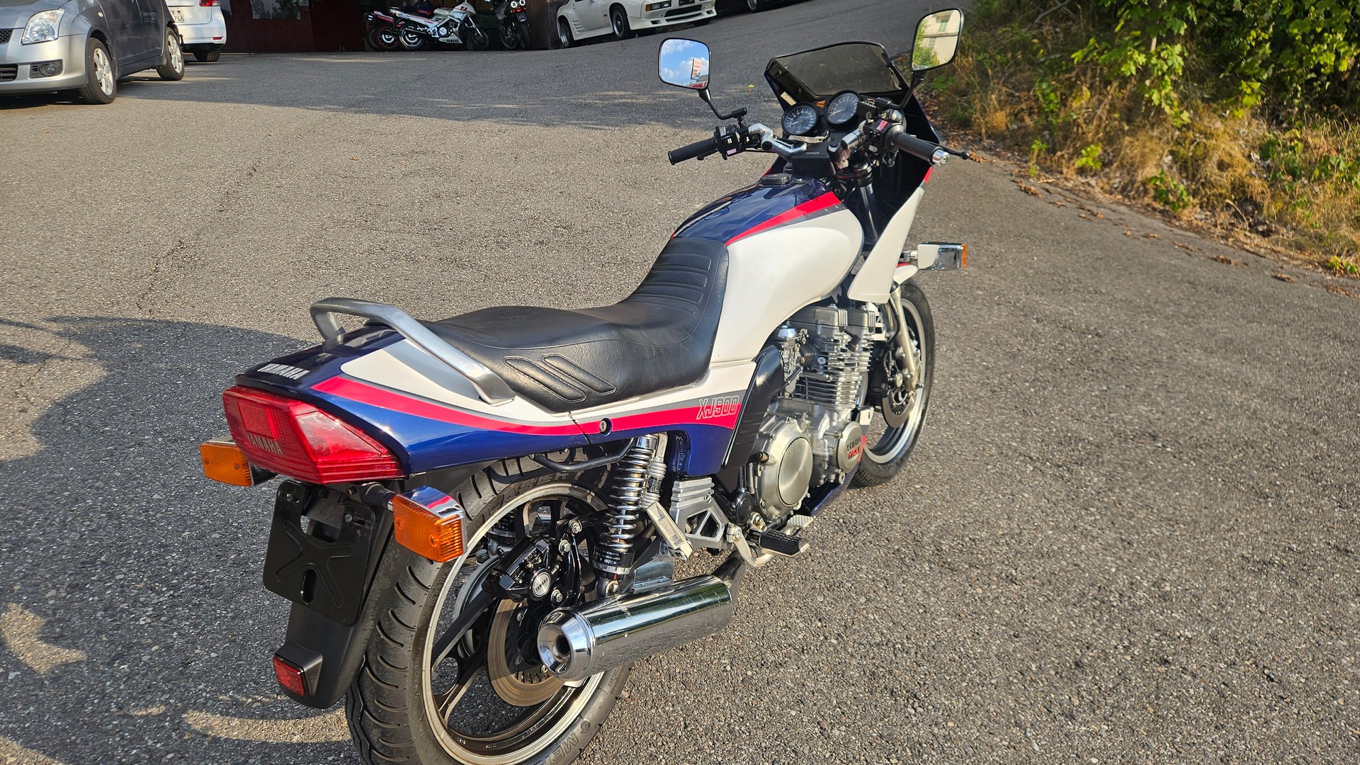 YAMAHA XJ 900-image-3