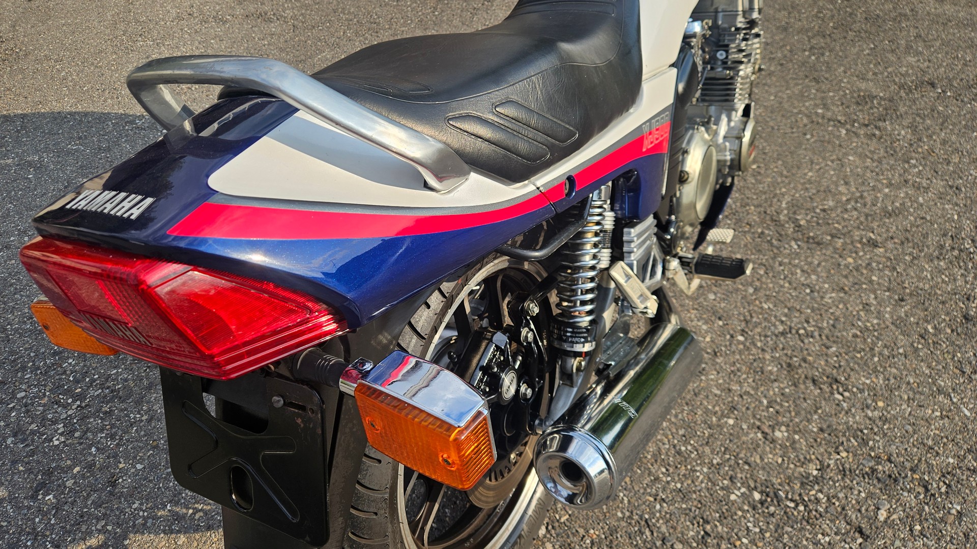 YAMAHA XJ 900-image-8