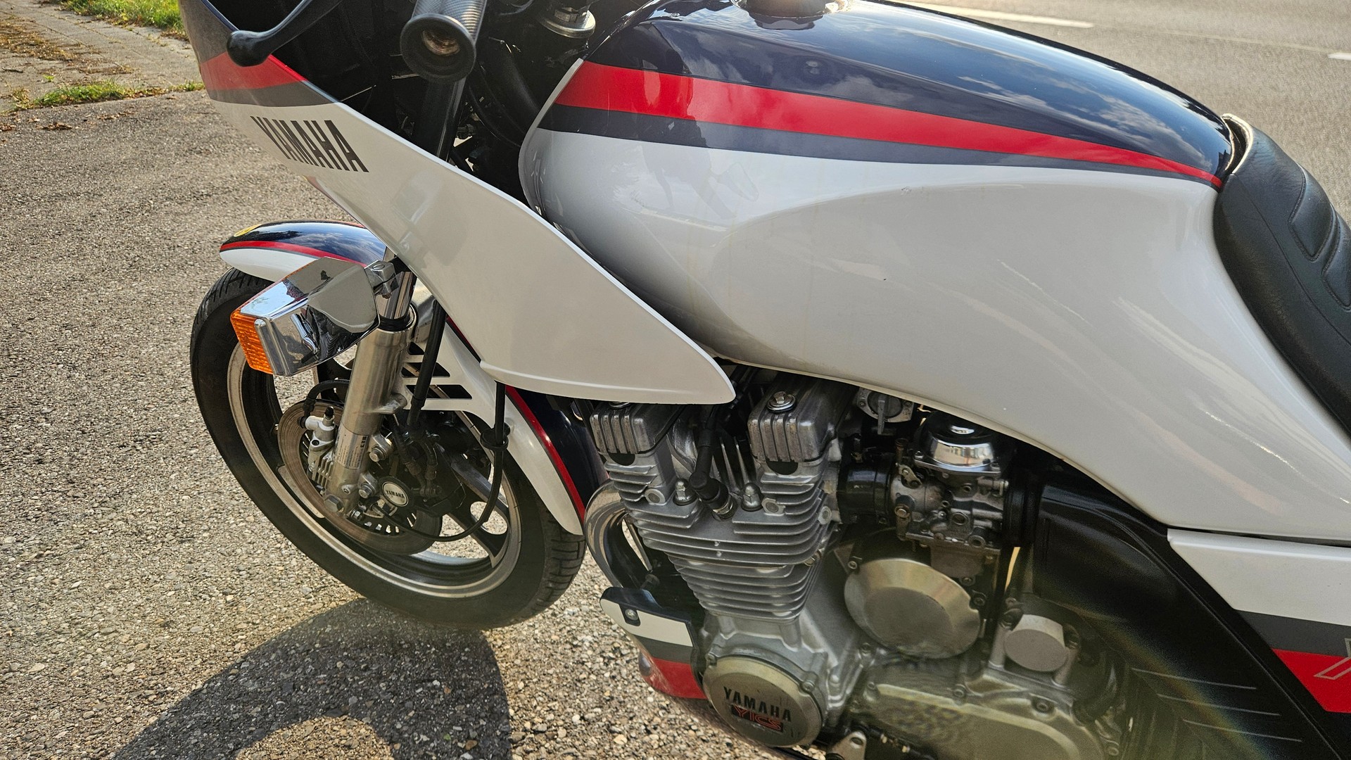 YAMAHA XJ 900-image-10
