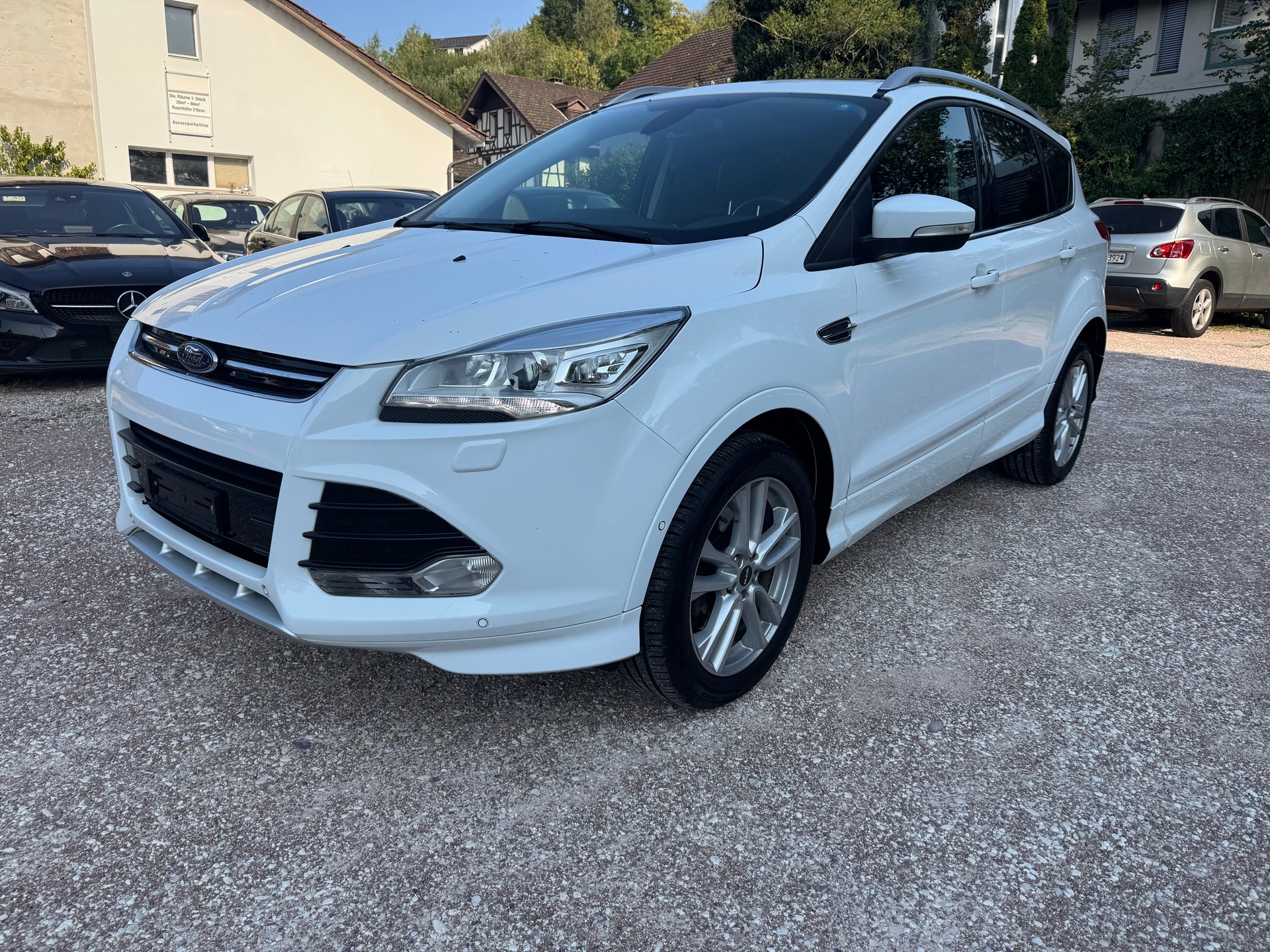 FORD Kuga 2.0 TDCi Titanium 4WD PowerShift-image-1