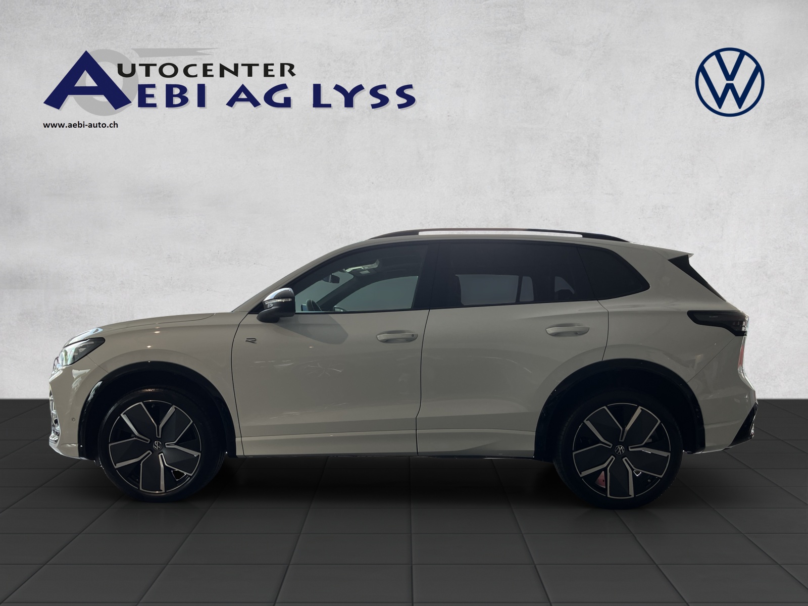 VW Tiguan 2.0 TSI DSG R-Line United 4Motion-image-1