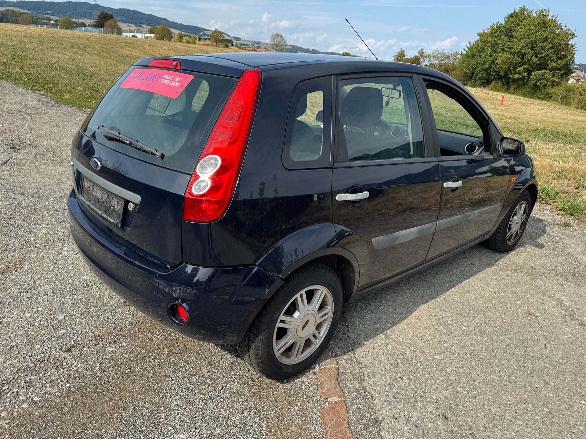 FORD Fiesta 1.4 16V Trend-image-6