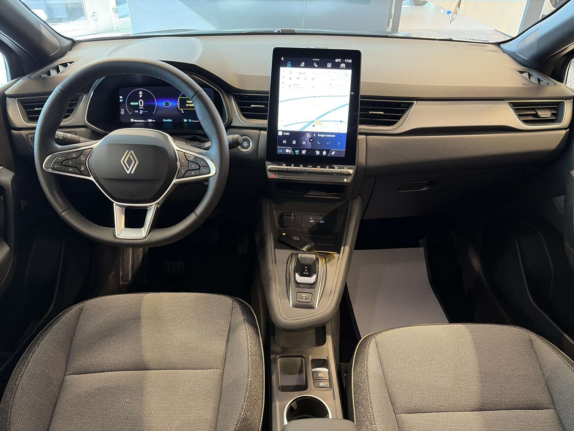 RENAULT Captur 1.8 E-Tech 160 Techno DHT-Automat-image-14