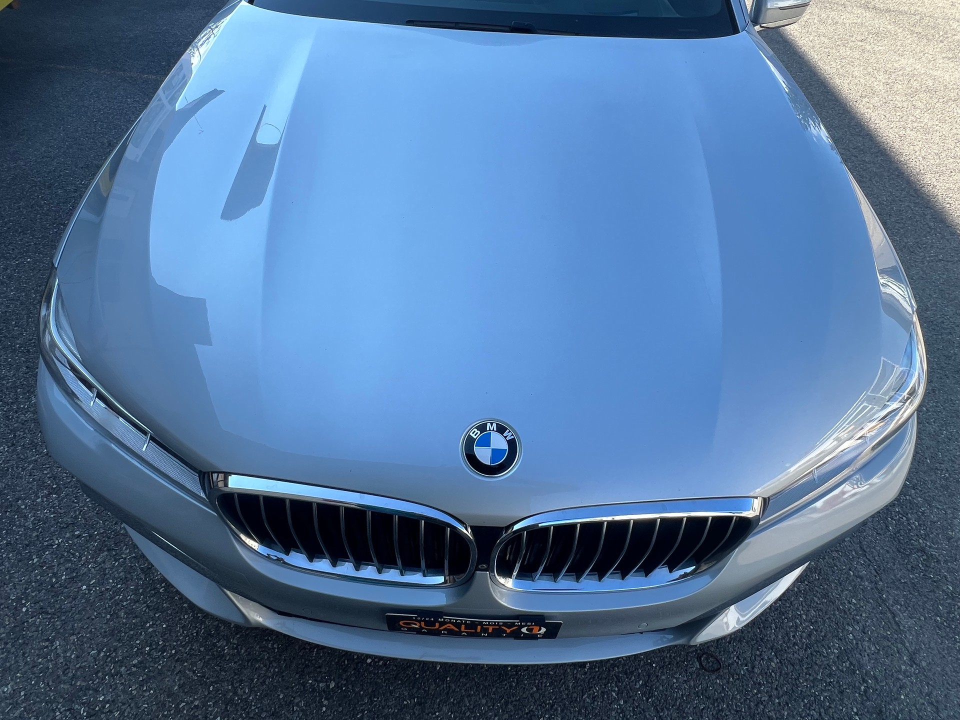 BMW 750i xDrive Steptronic-image-0
