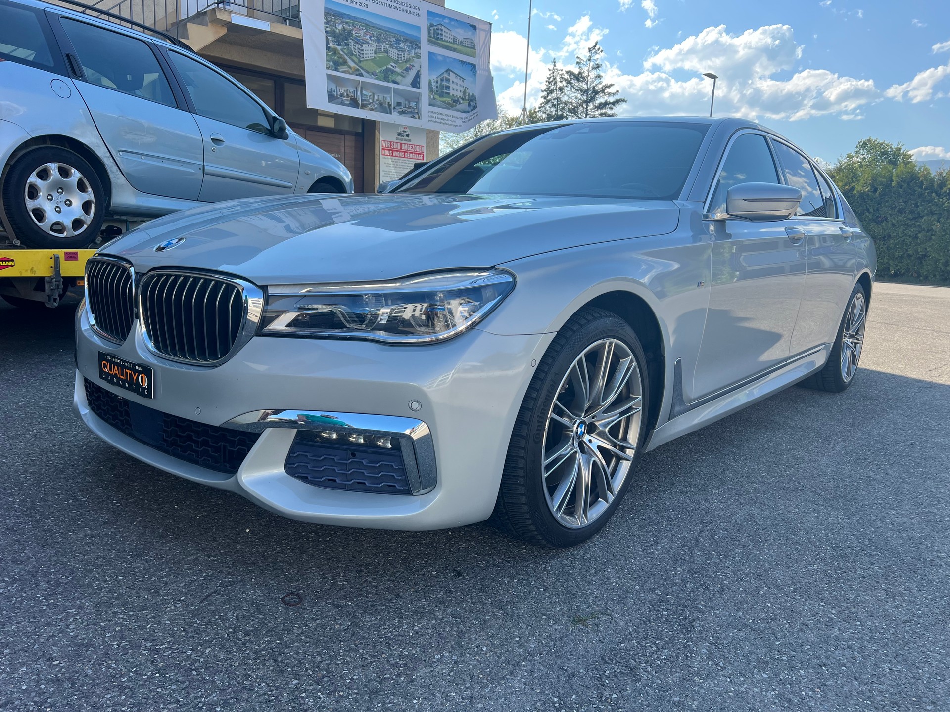 BMW 750i xDrive Steptronic-image-3