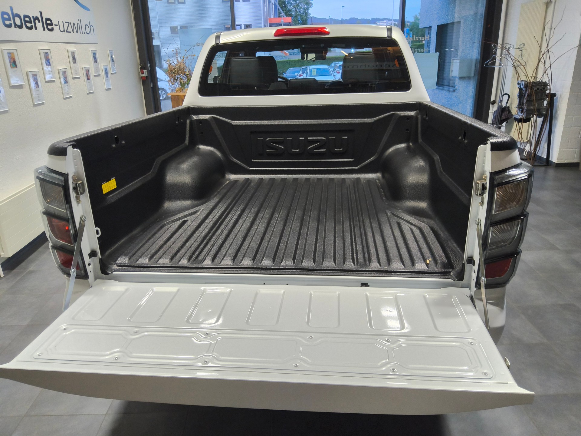 ISUZU Isuzu D-Max Crew Prestige 2.2-image-7