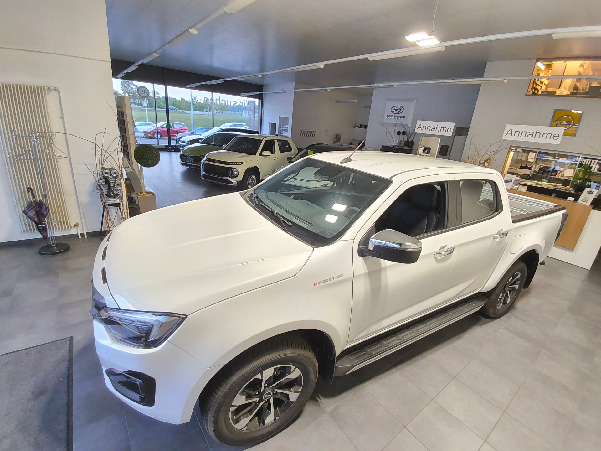 ISUZU Isuzu D-Max Crew Prestige 2.2-image-21