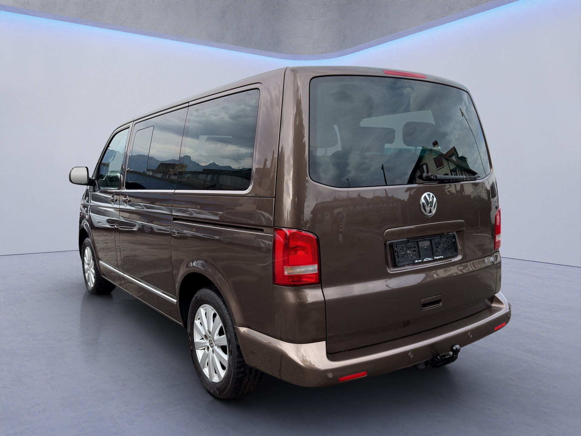 VW T5 Multivan 2.0 Bi-TDI CR Highline 4Motion DSG-image-2