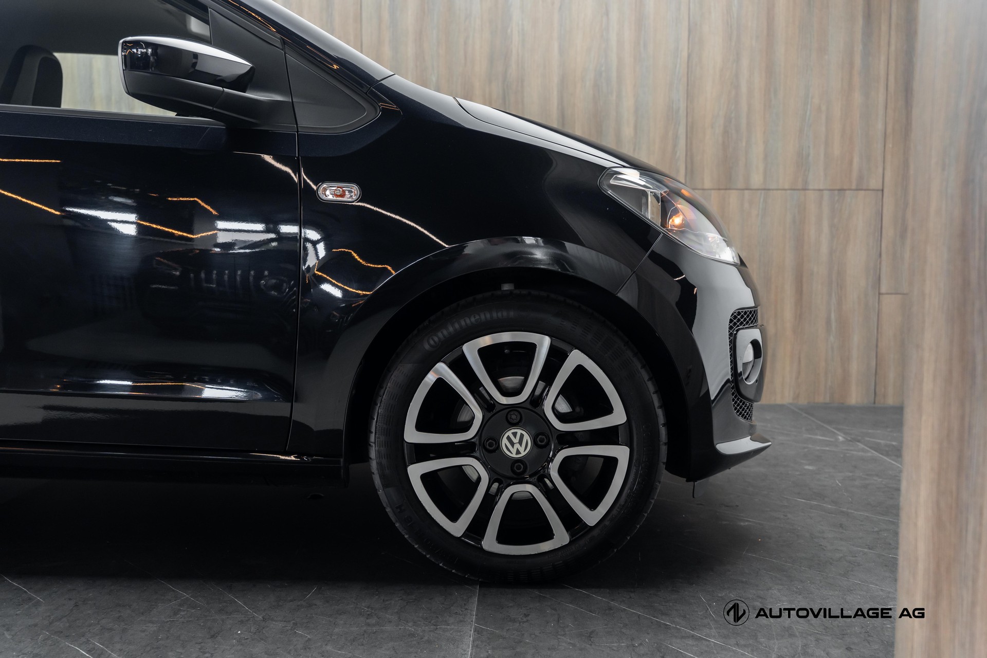 VW Up 1.0 high up-image-28