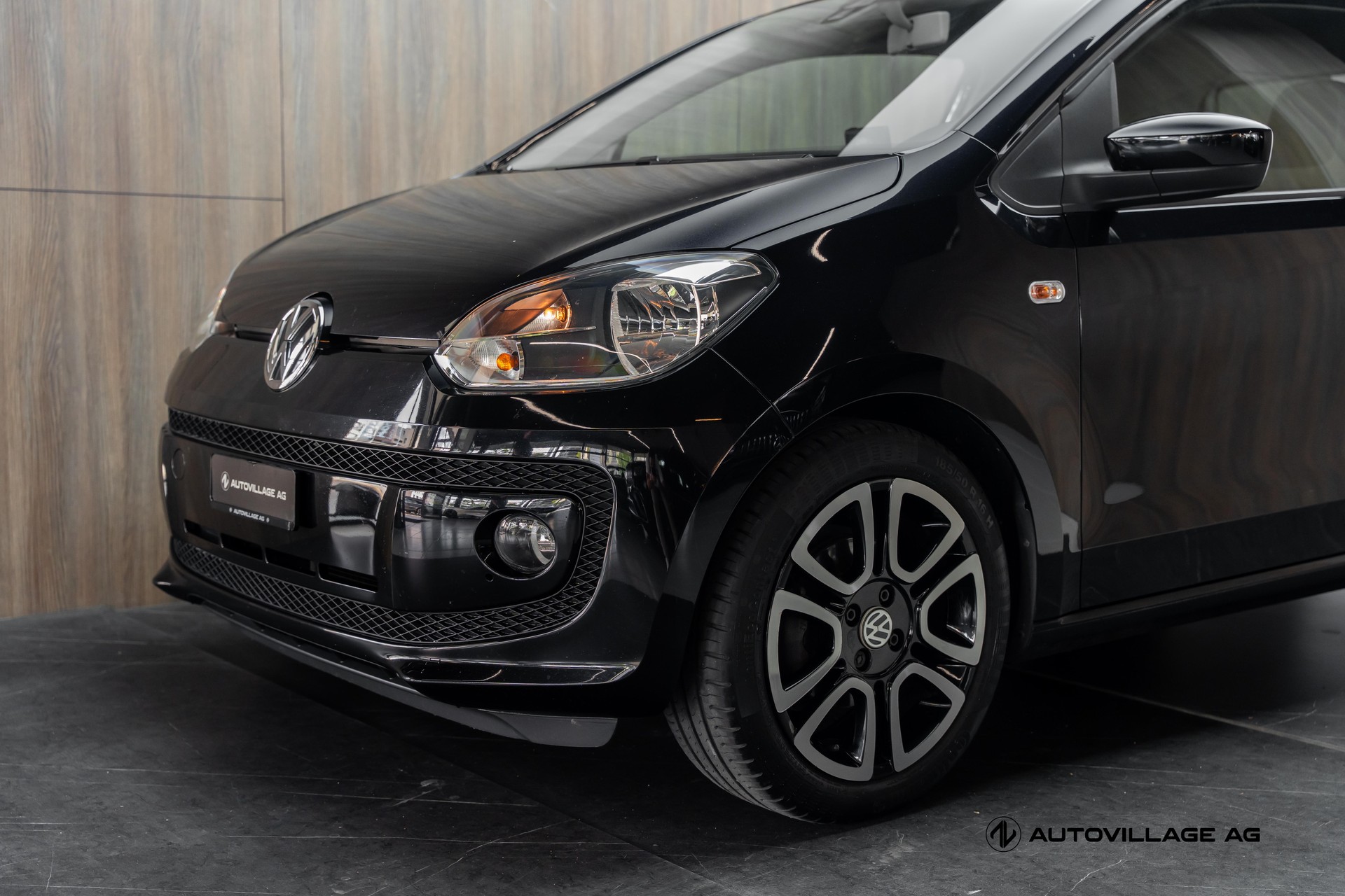 VW Up 1.0 high up-image-22
