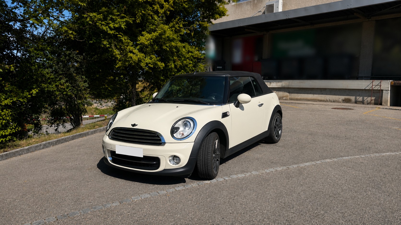 MINI 1.6i Cooper-image-0