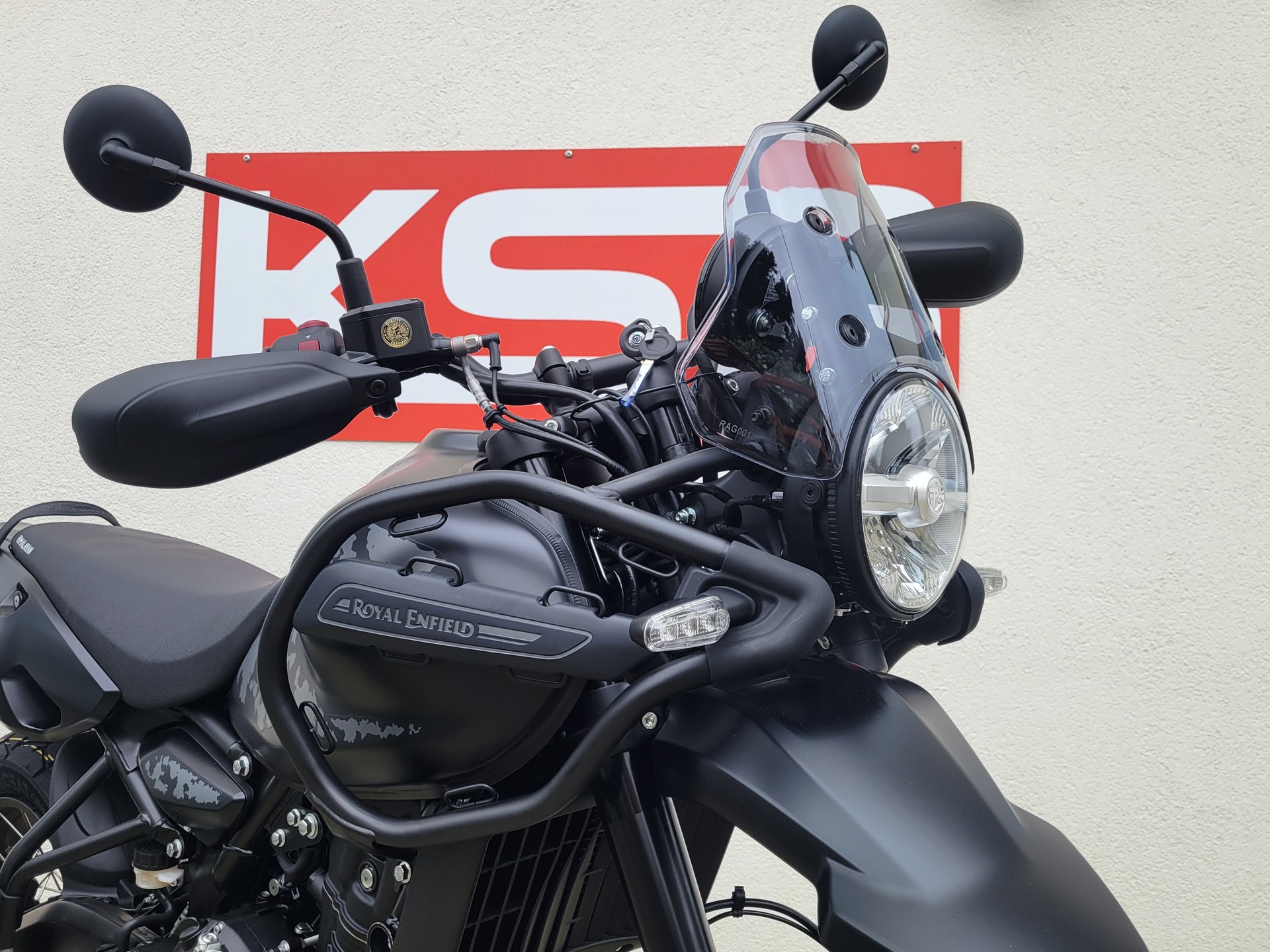 ROYAL ENFIELD Himalayan 452 Top-showroom-element-3