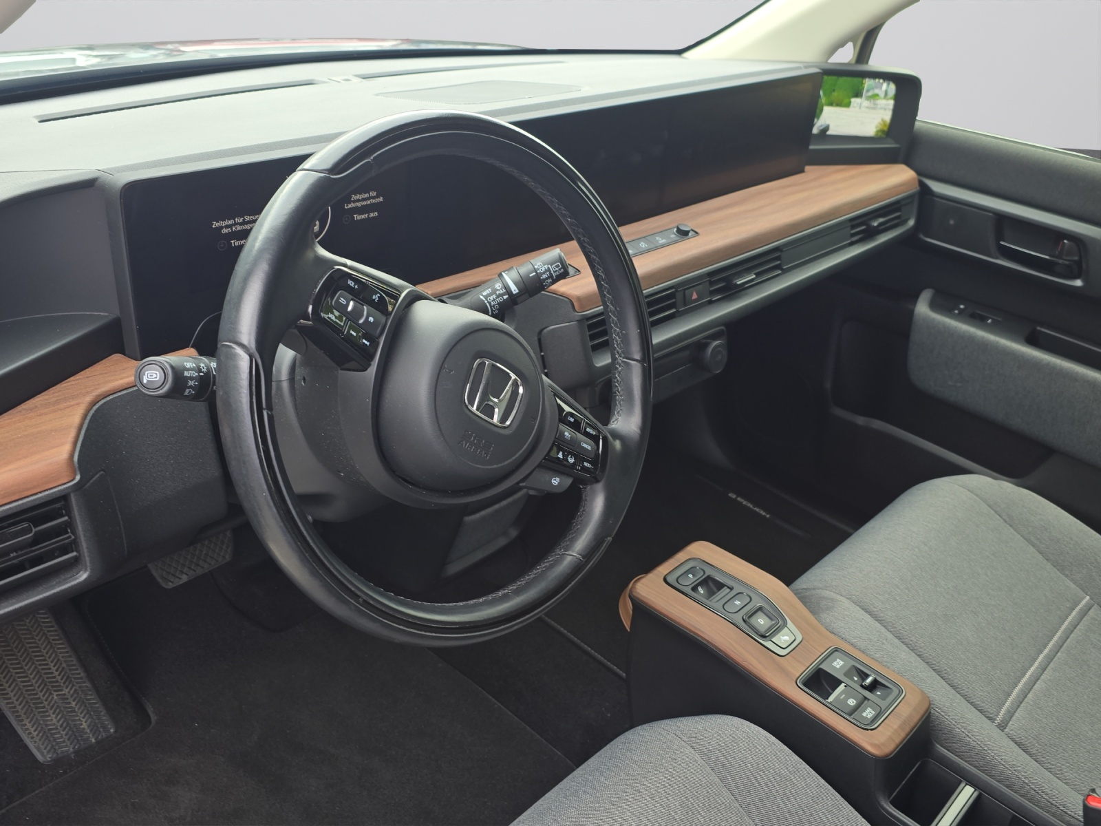 HONDA e Advance-image-5