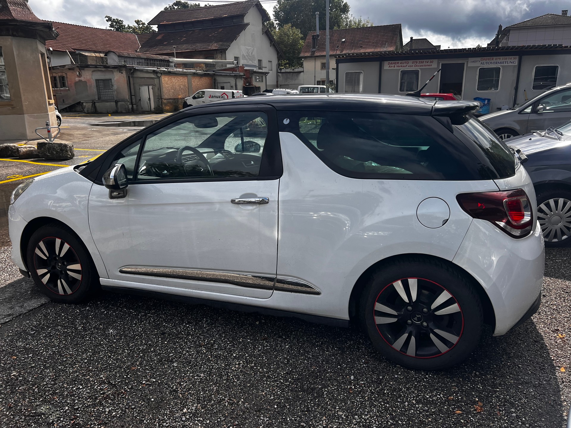 DS AUTOMOBILES DS3 1.6 THP Sport Chic-image-4