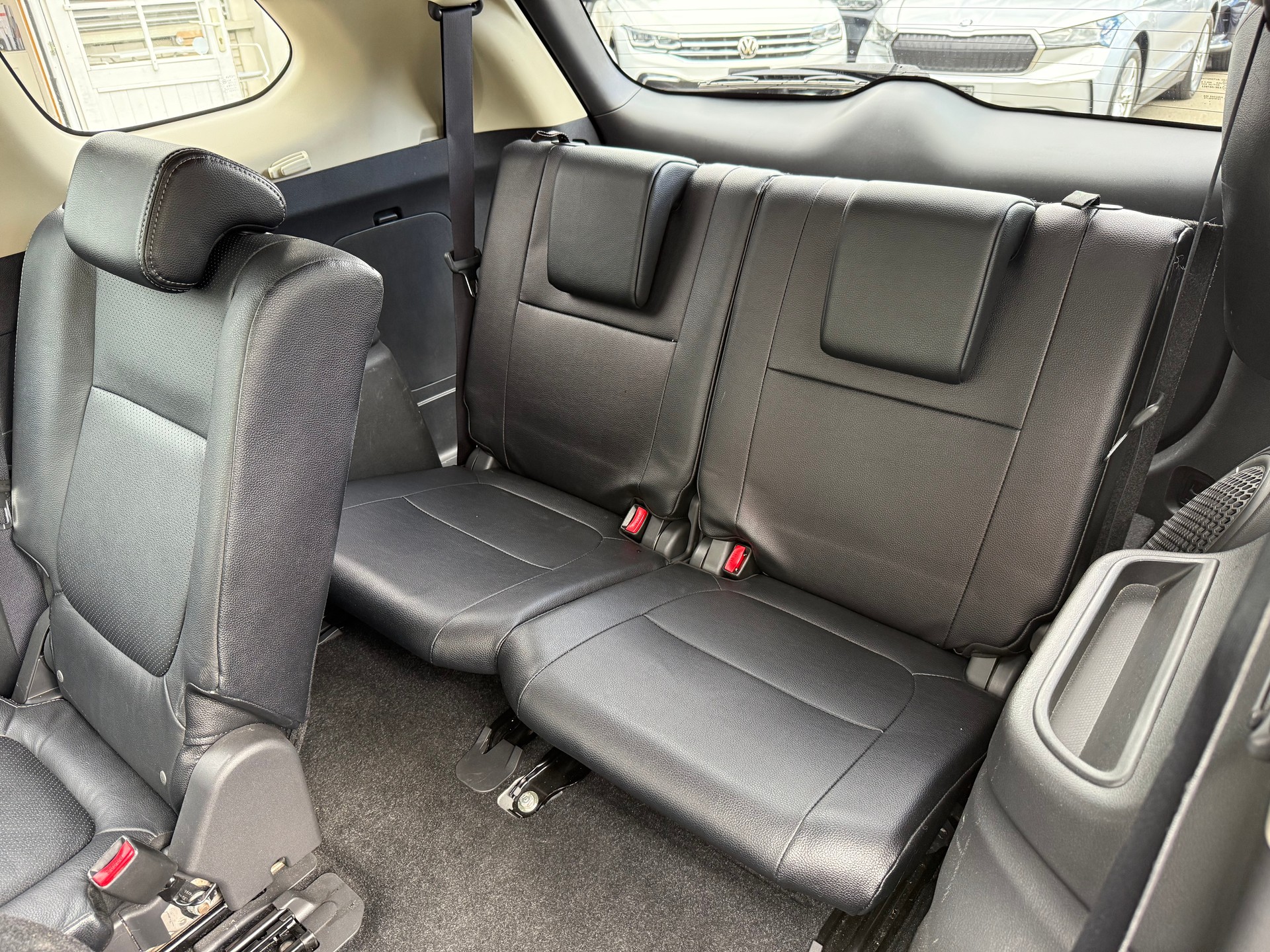 MITSUBISHI Outlander 2.2 DID Navigator Safety-image-12