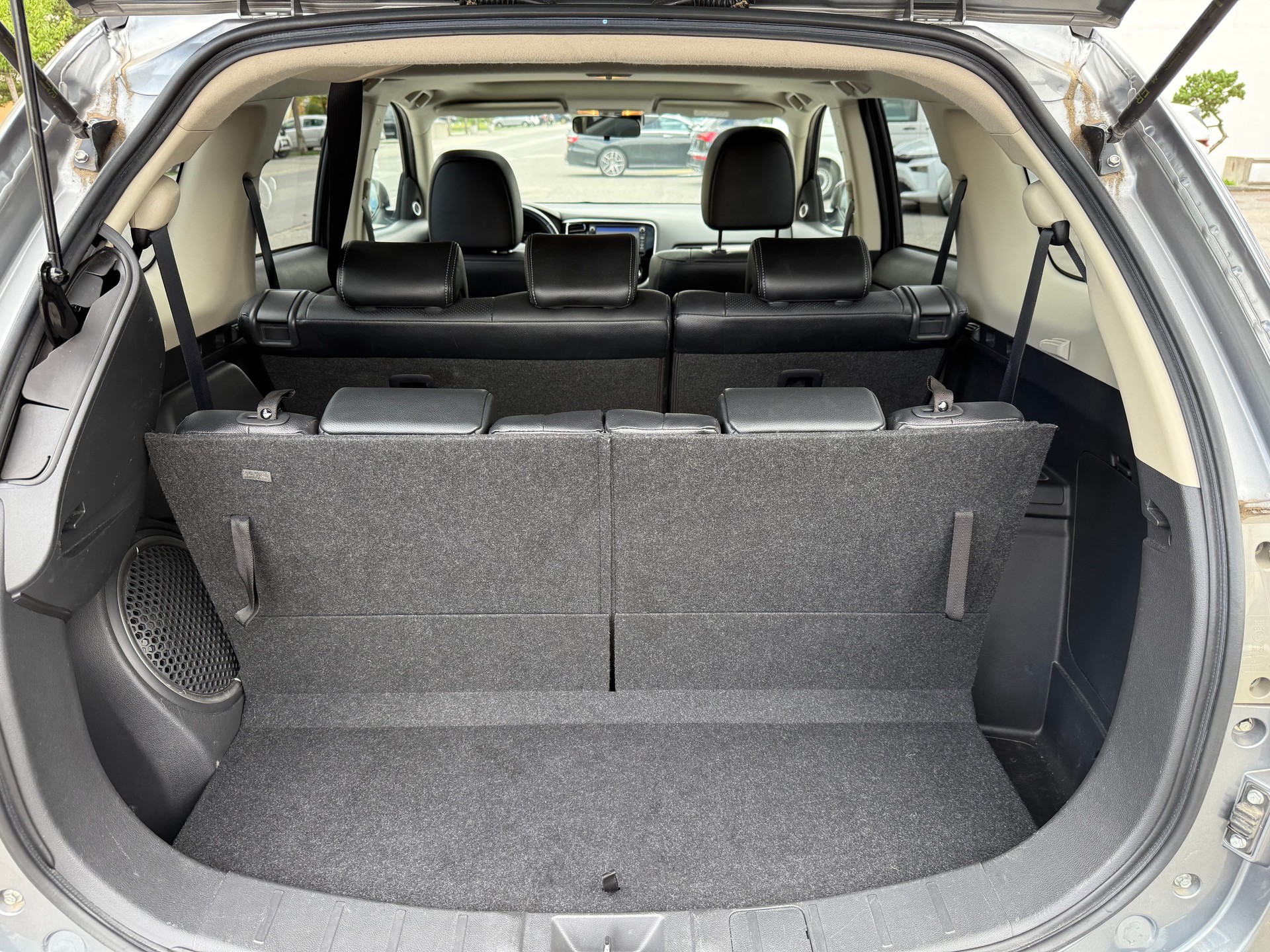MITSUBISHI Outlander 2.2 DID Navigator Safety-image-13