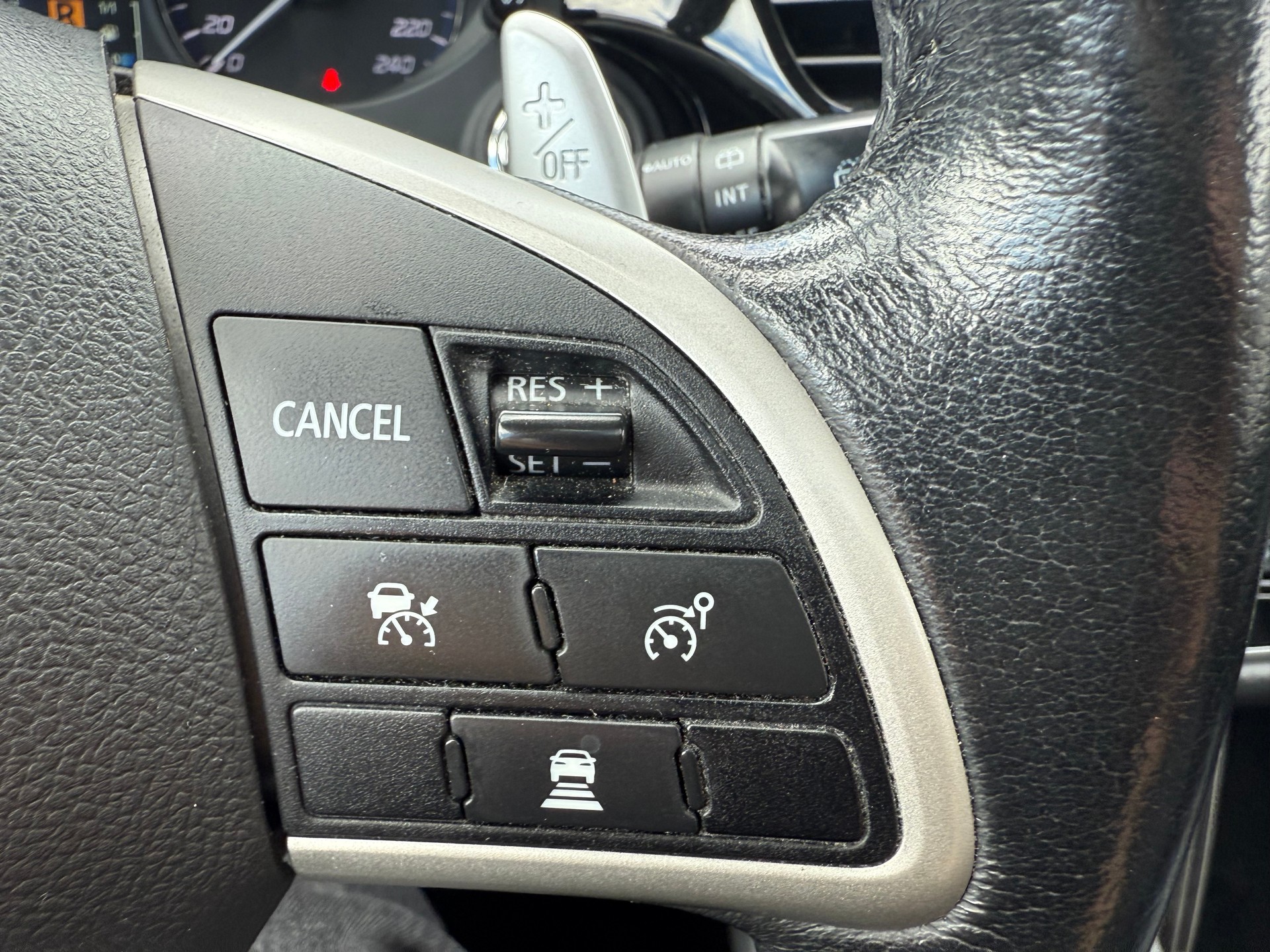MITSUBISHI Outlander 2.2 DID Navigator Safety-image-24