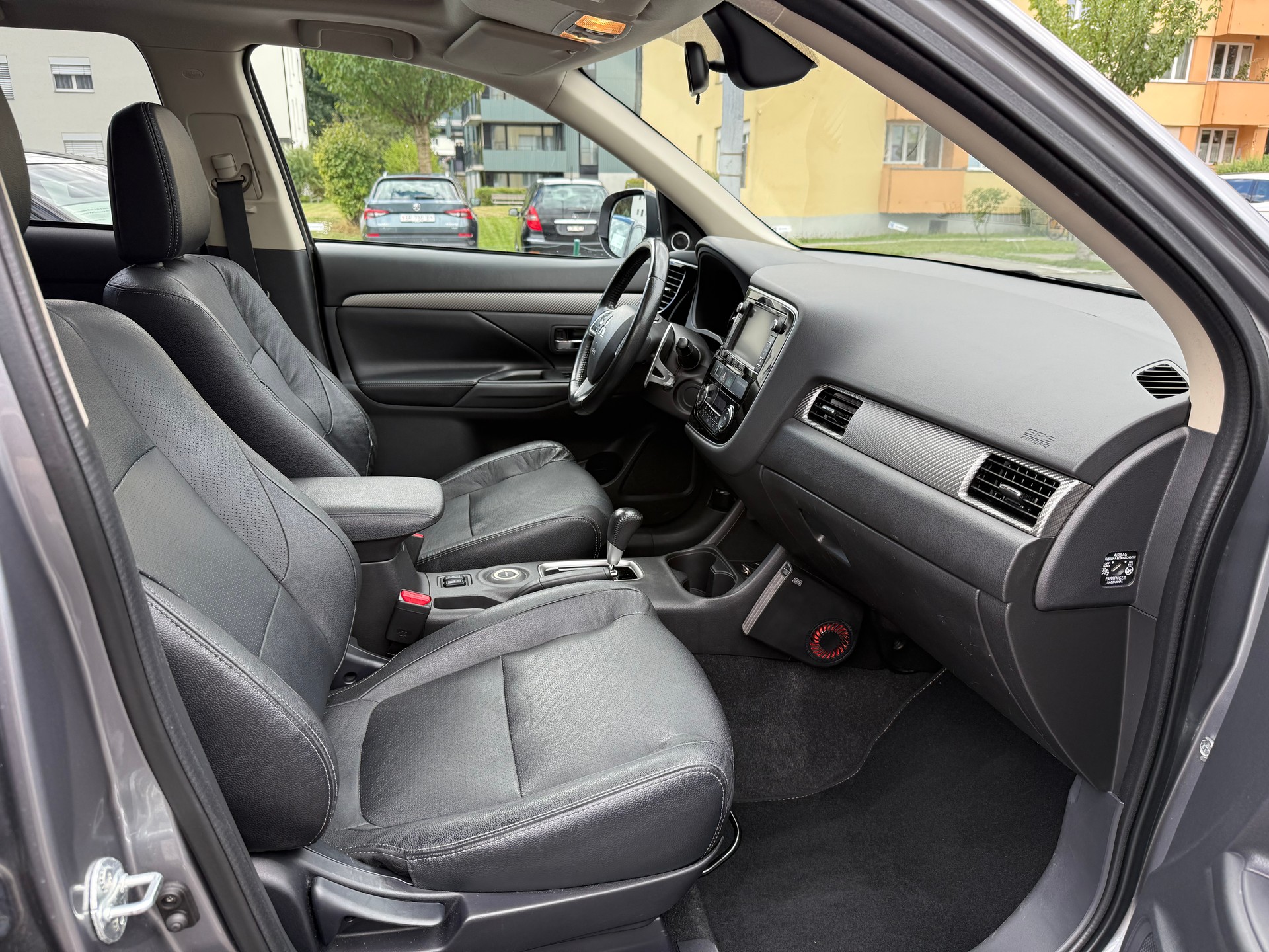 MITSUBISHI Outlander 2.2 DID Navigator Safety-image-21