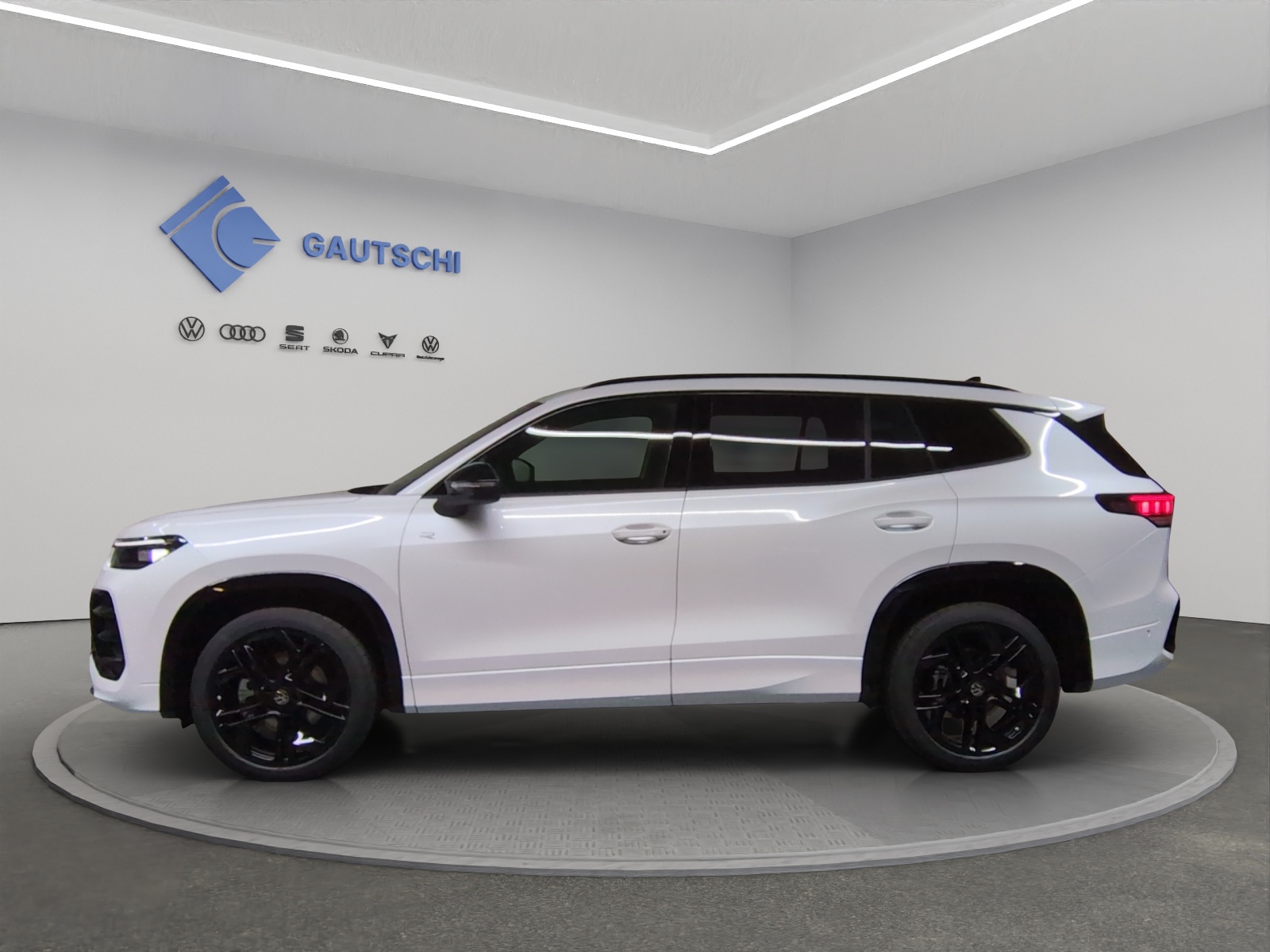 VW Tayron 2.0 TSI R-Line Plus DSG 4Motion-image-1