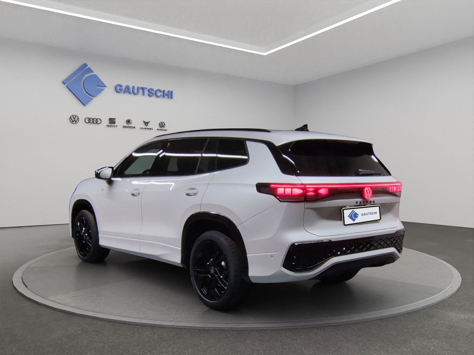VW Tayron 2.0 TSI R-Line Plus DSG 4Motion-image-2