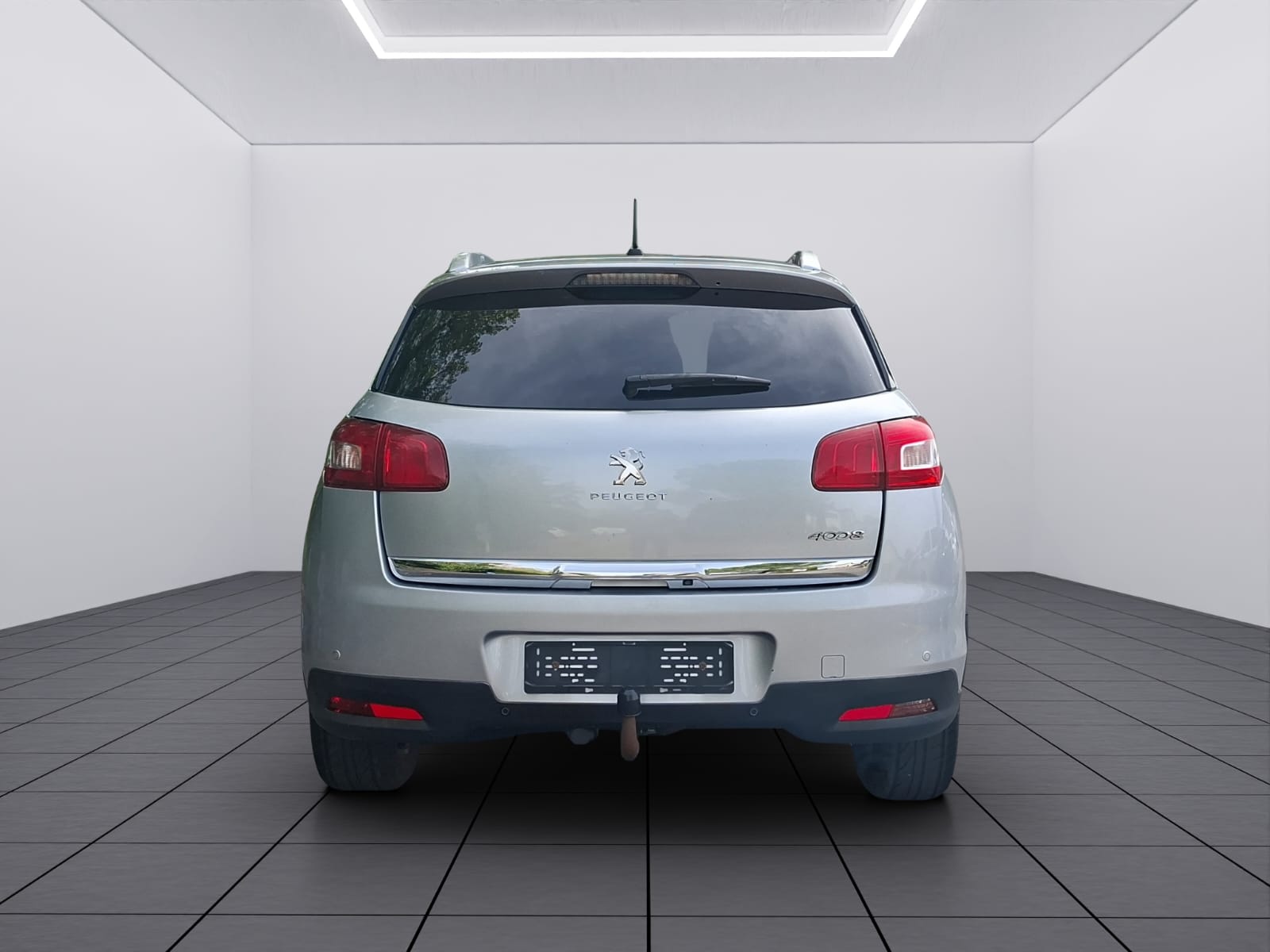 PEUGEOT 4008 1.8 HDi Allure 4WD-image-5