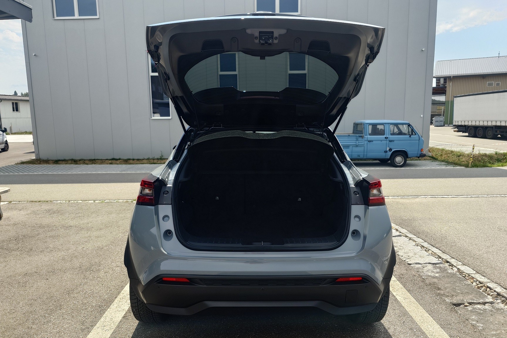 NISSAN Juke 1.0 DIG-T Tekna-image-5