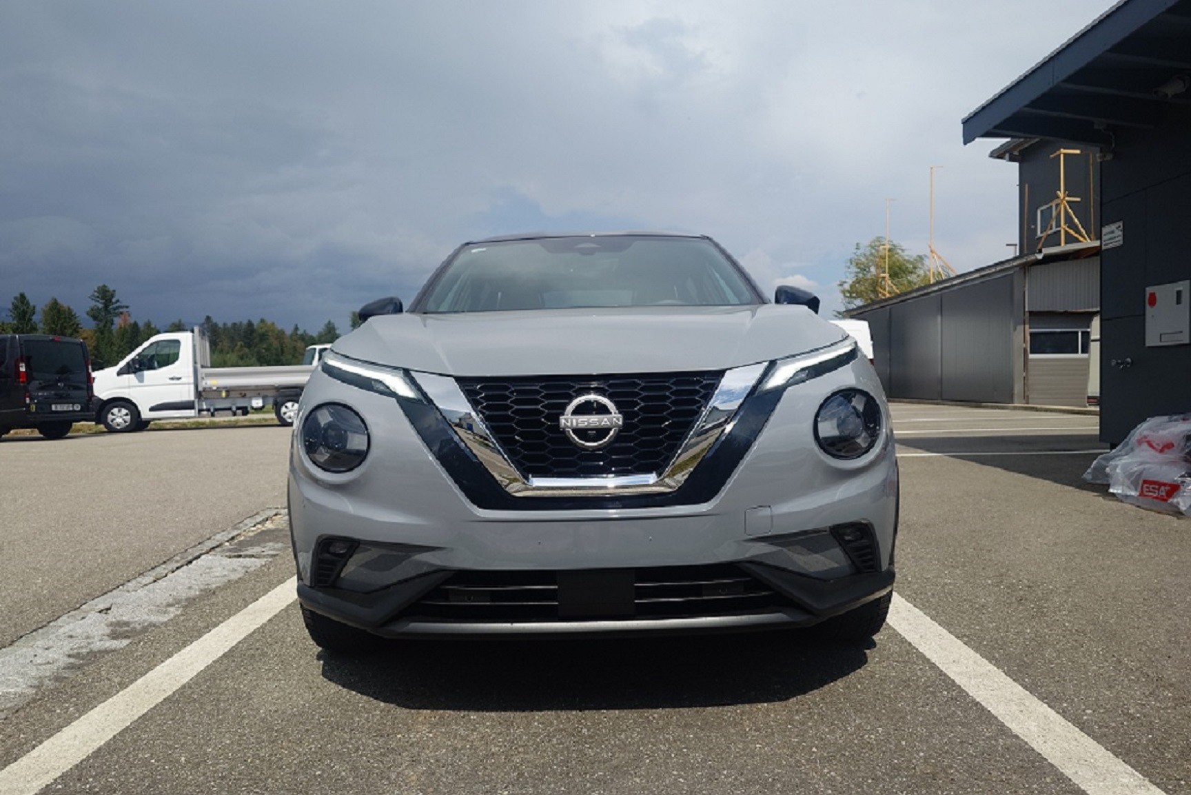 NISSAN Juke 1.0 DIG-T Tekna-image-3