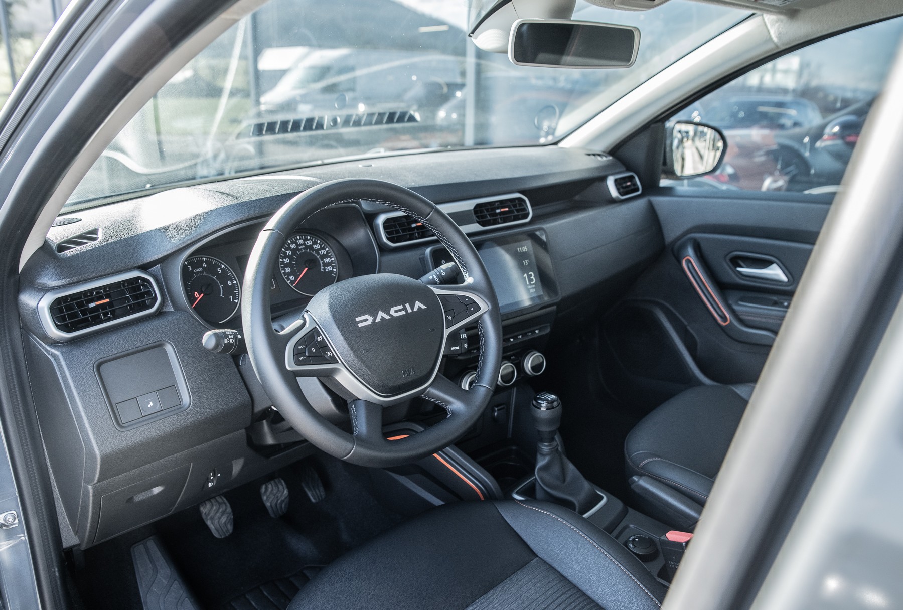 DACIA Duster TCe 150 Extreme 4x4 Off Road-image-9