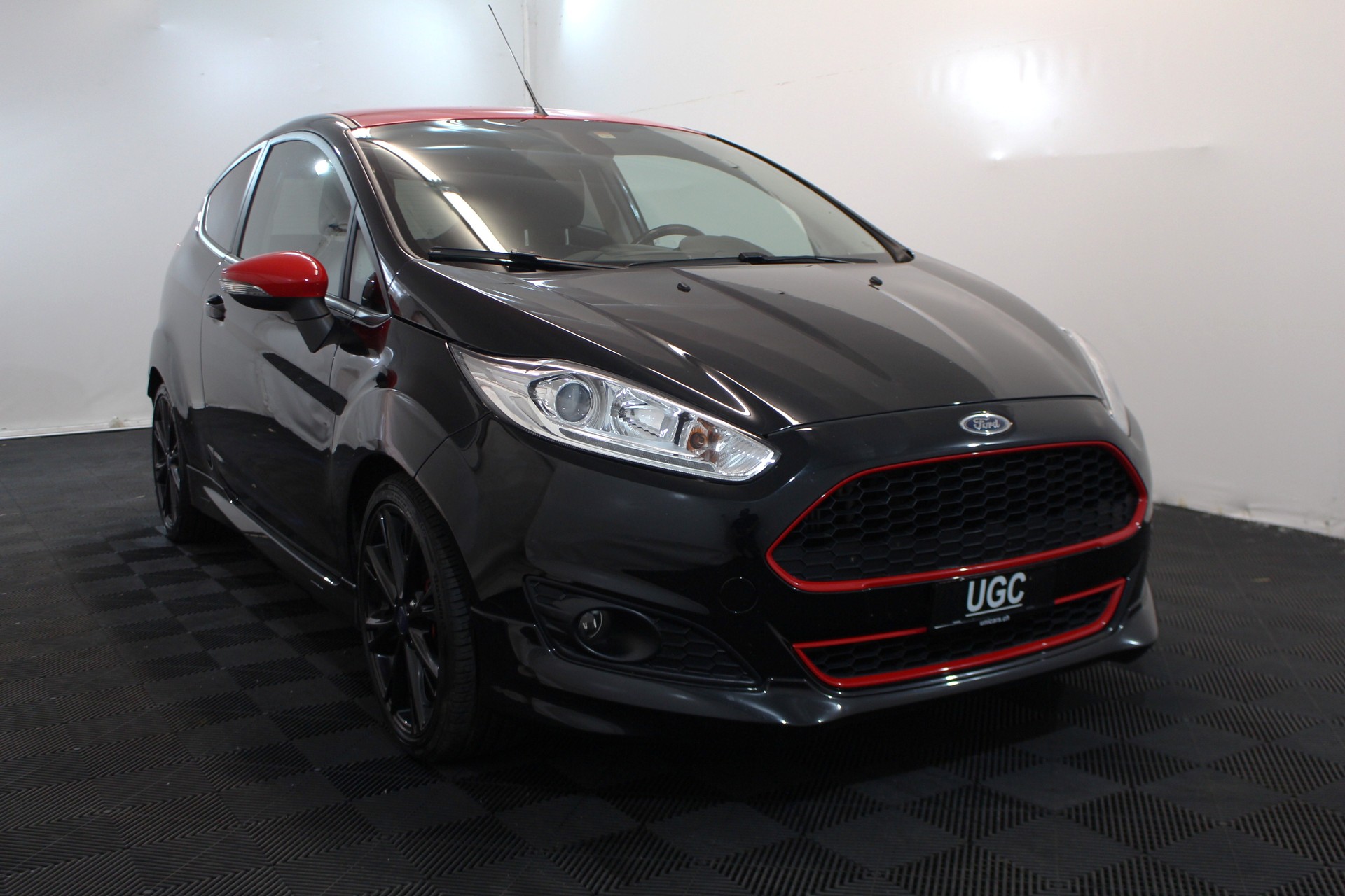 FORD Fiesta 1.0 EcoB 140 Sport Red