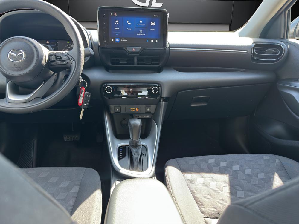MAZDA 2 Hybrid Prime-line-image-9