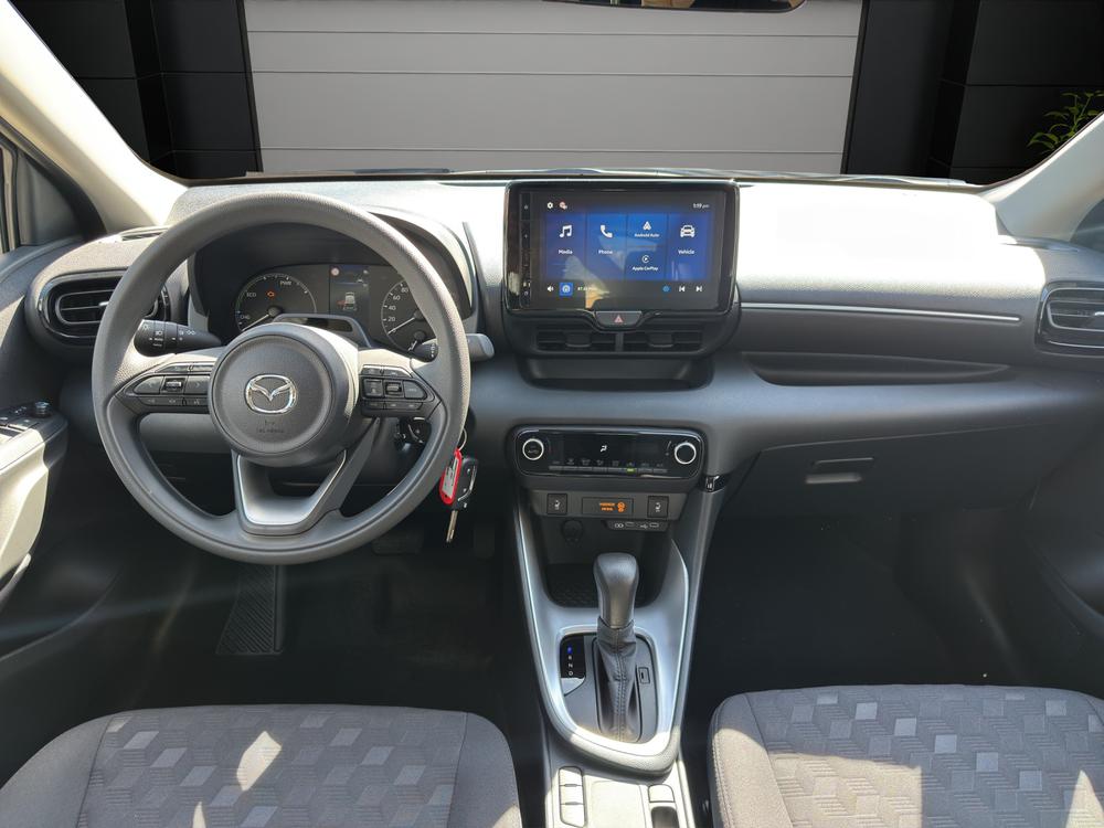 MAZDA 2 Hybrid Prime-line-image-8