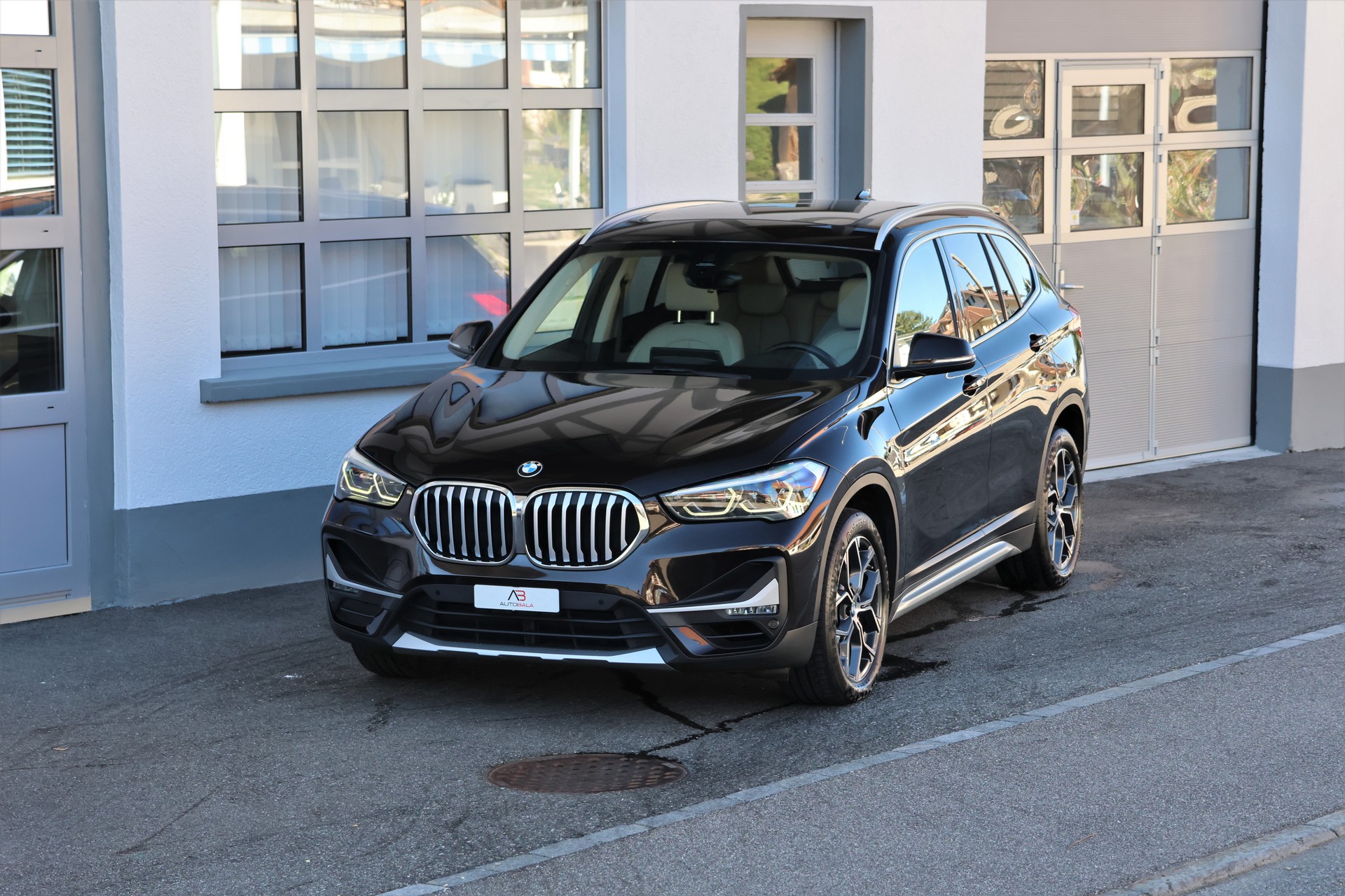 BMW X1 xDrive 20i xLine Steptronic (CH)-image-0