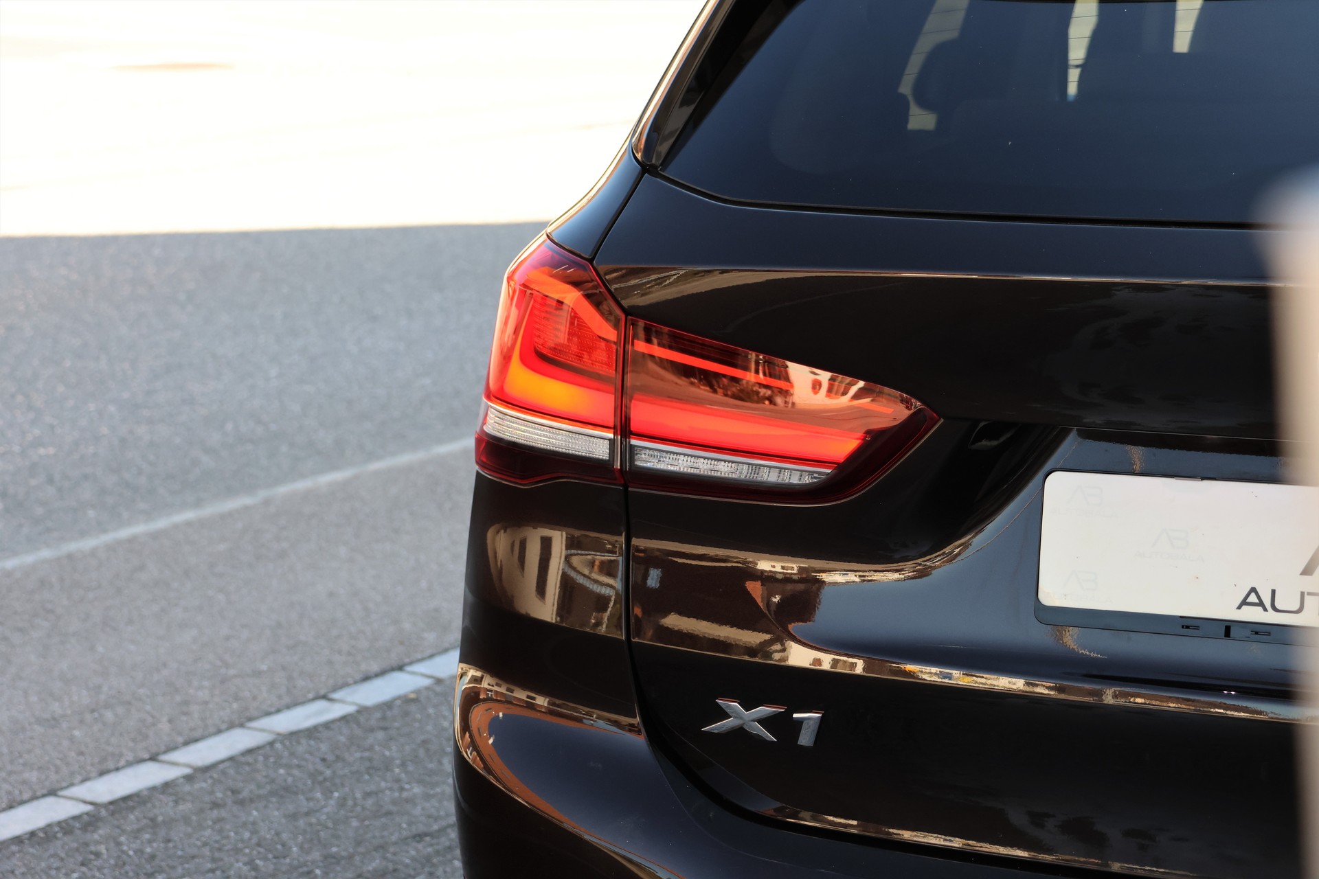 BMW X1 xDrive 20i xLine Steptronic (CH)-image-5