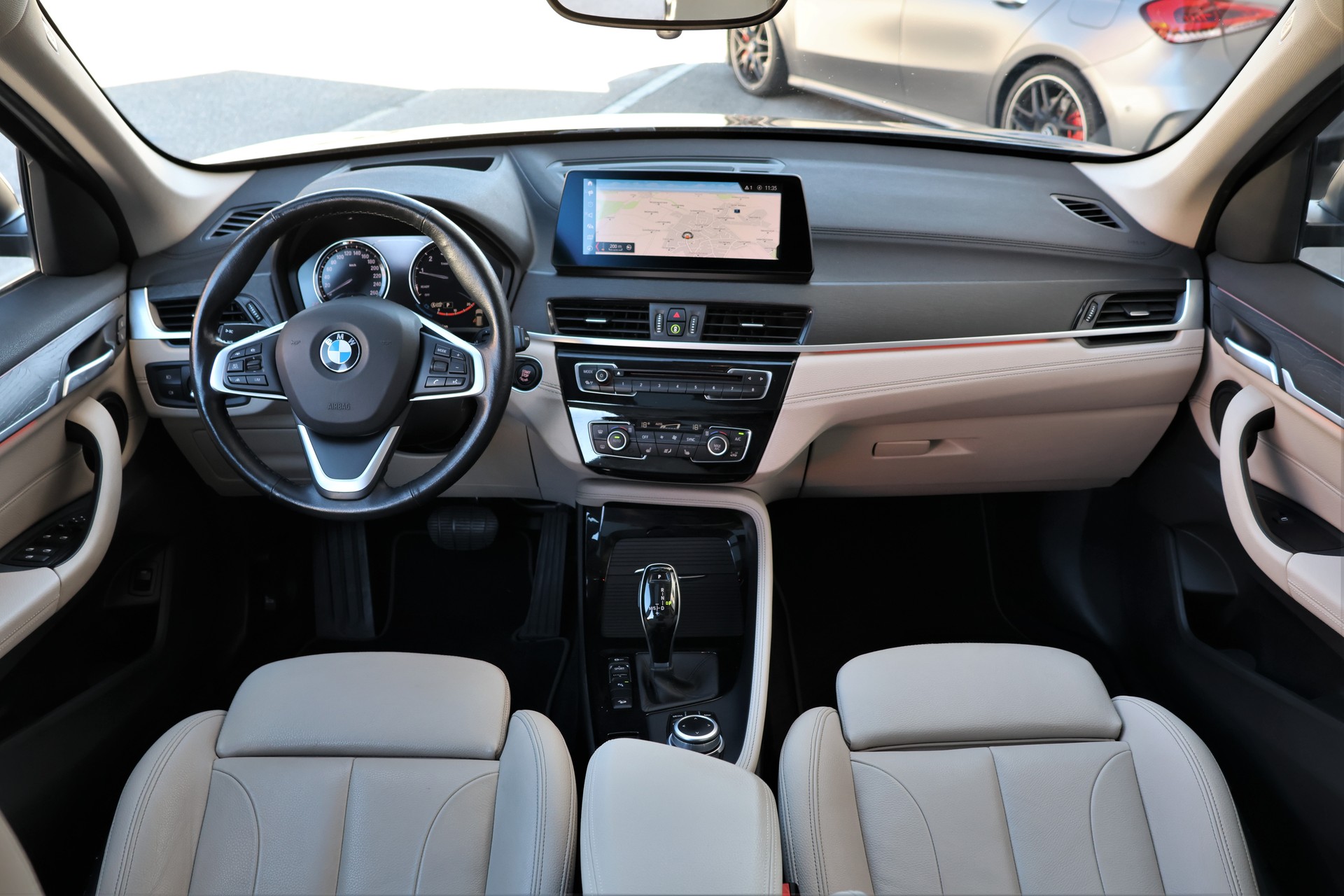BMW X1 xDrive 20i xLine Steptronic (CH)-image-14