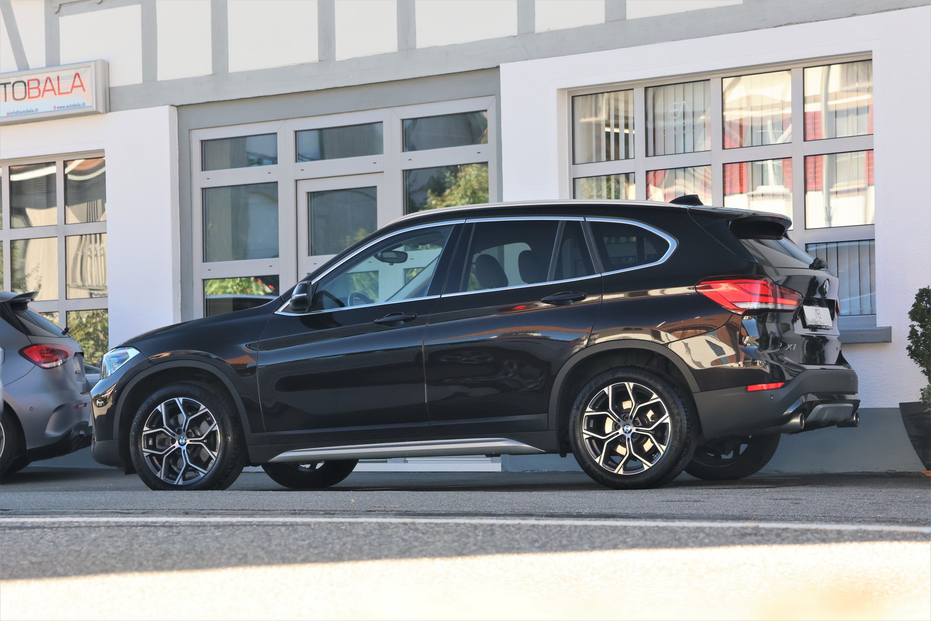 BMW X1 xDrive 20i xLine Steptronic (CH)-image-3