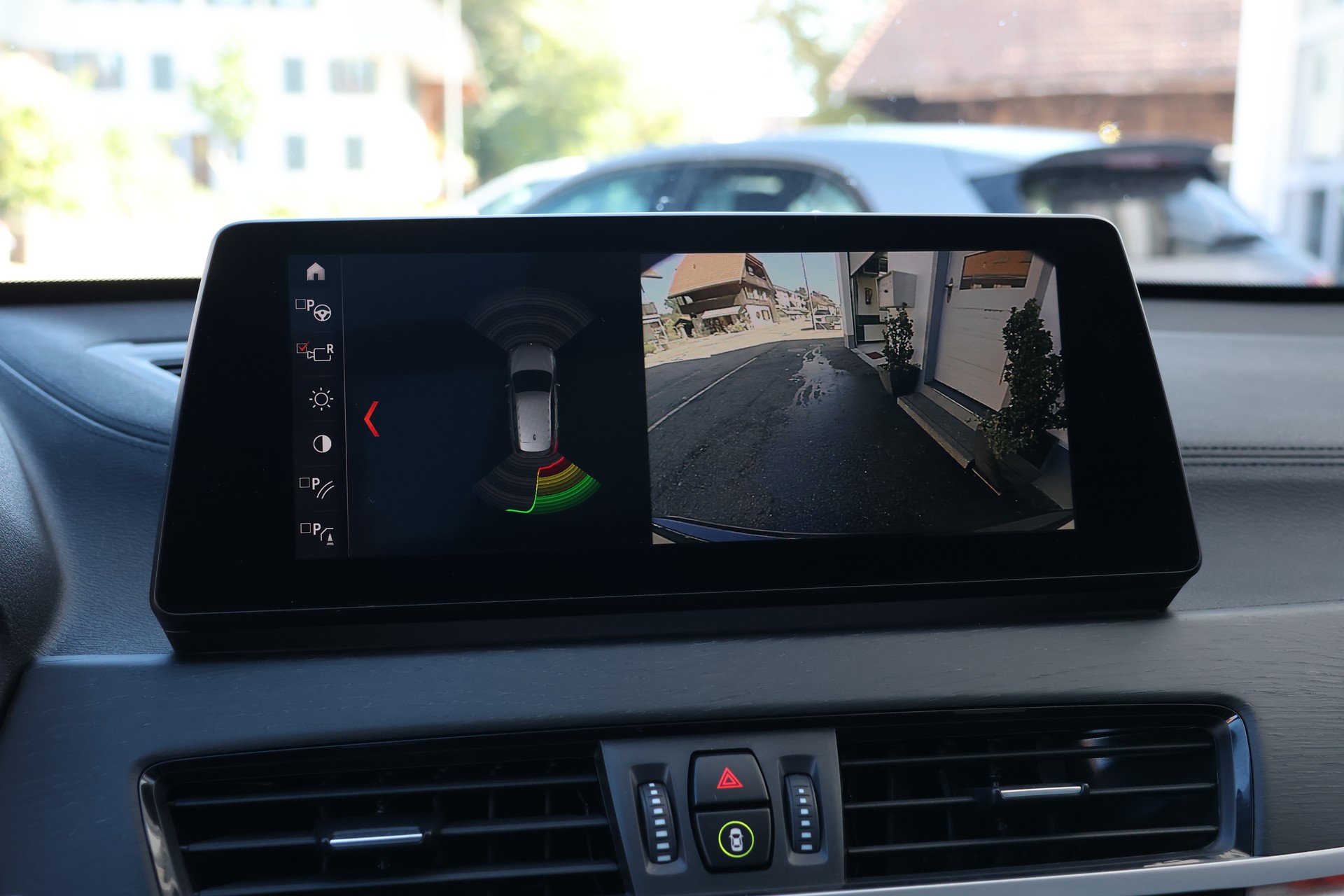 BMW X1 xDrive 20i xLine Steptronic (CH)-image-21